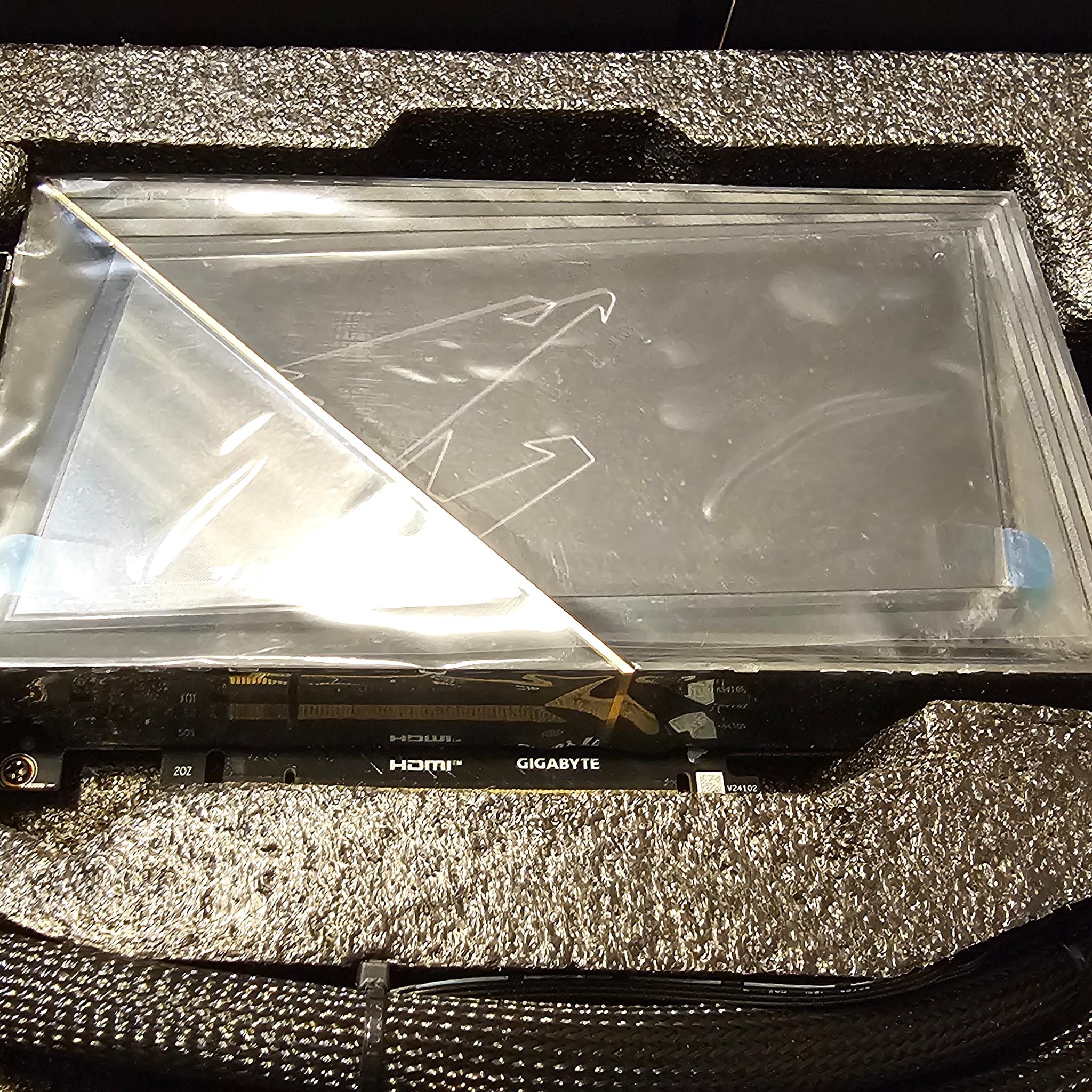RTX 5080 Aorus XTREME Waterforce 16GB GDDR7 New open box with warranty