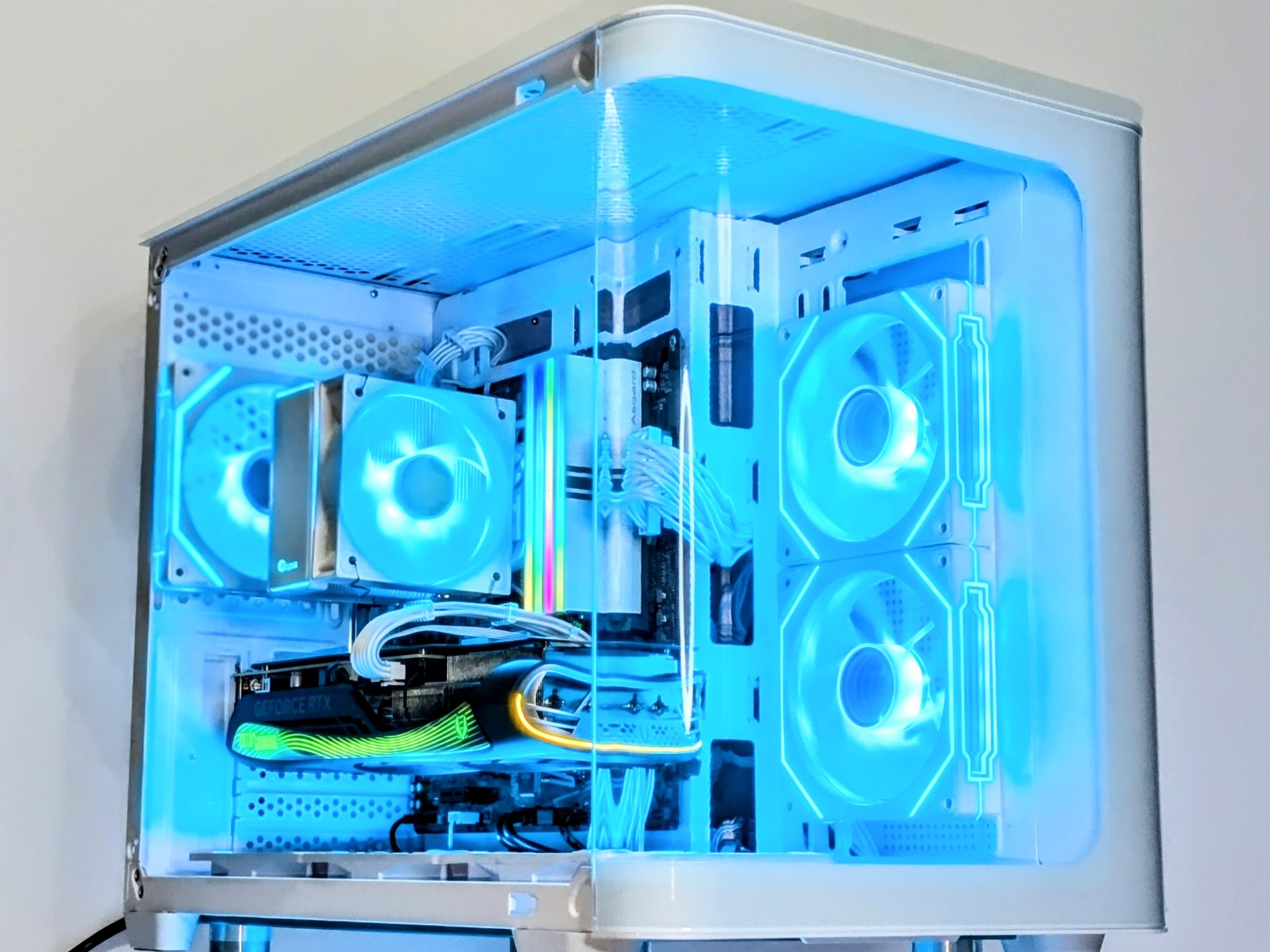 1440P/4K Gaming Beast🔥⚪|RTX 4070 TI|32GB RAM|Ryzen 9|2TB Storage|Wi-Fi+ BT| Windows 11