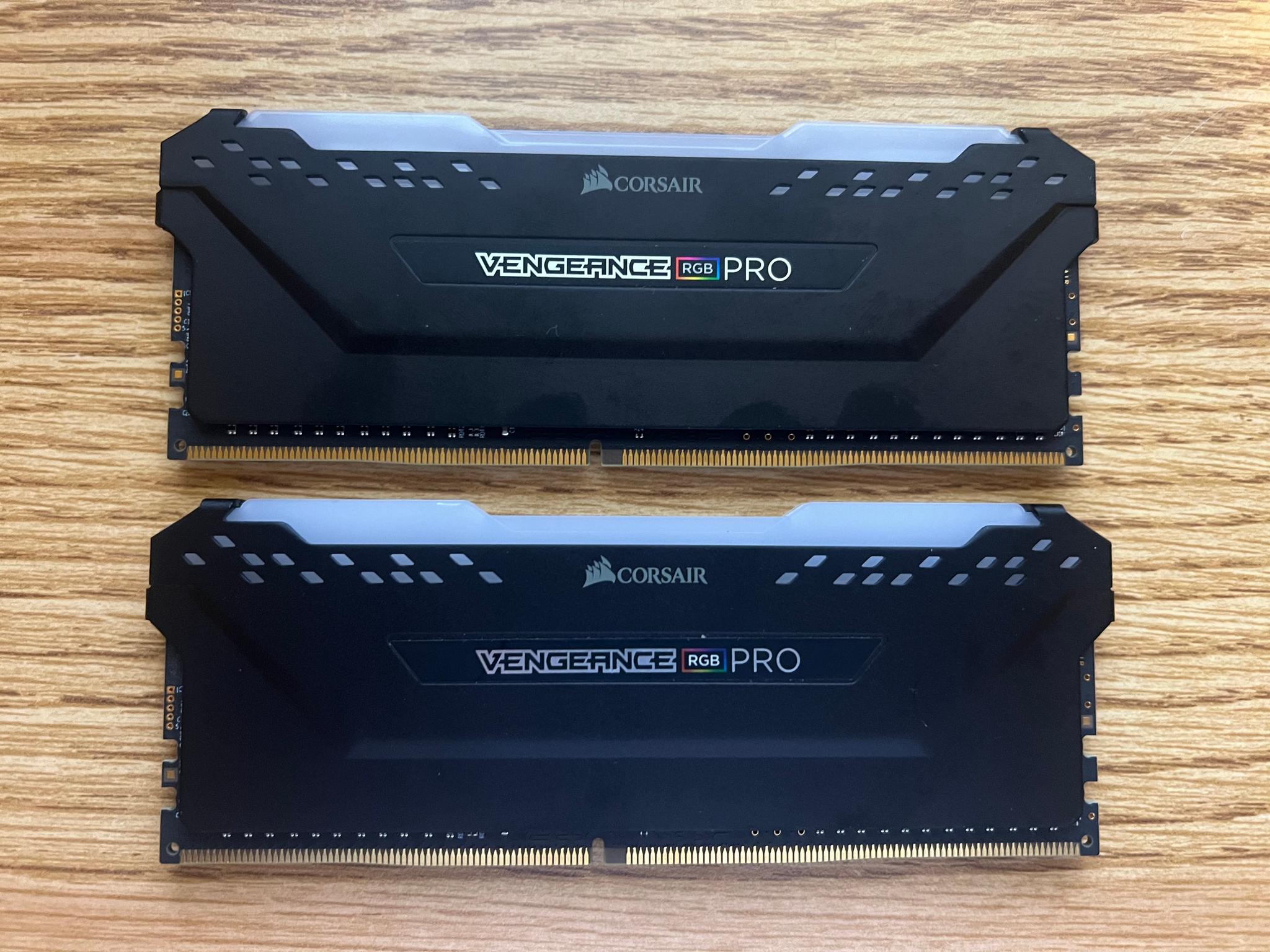 16GB (2x8GB) DDR4-3600MHz CL18 Corsair Vengeance RGB PRO RAM Memory