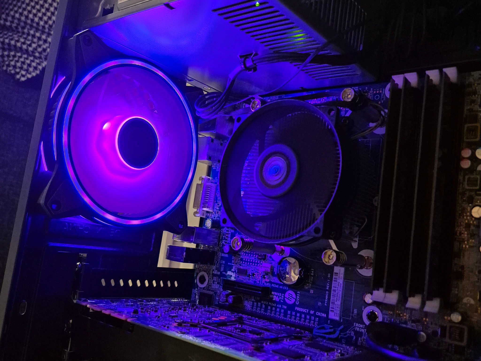 80 FPS Fortnite | i5-4570, 16GB RAM, 500GB SSD, GTX 660