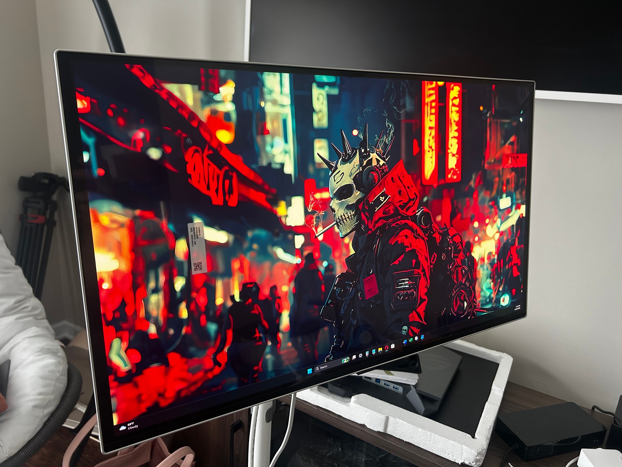 New Samsung Odyssey QD-OLED 27" (360hz) 2K QHD (2560 x 1440) (S27DG602) (Original MSRP: $899.99)