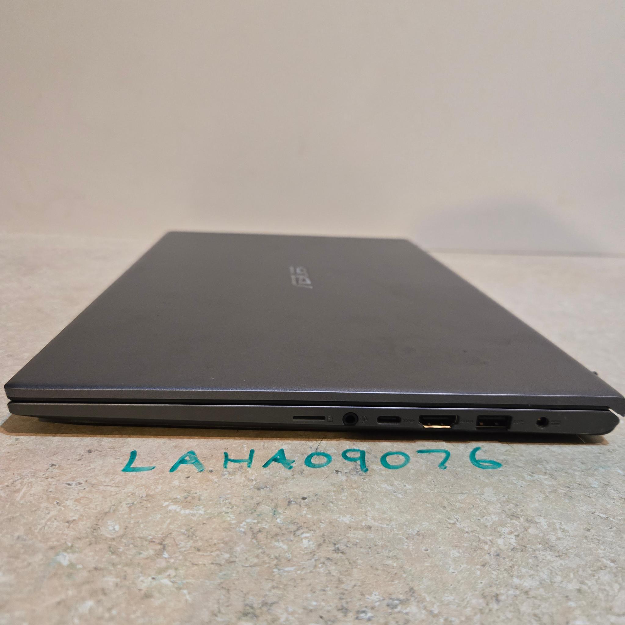 Asus VivoBook 15.6" Laptop - intel i3 - 128gb Storage - Model F512F