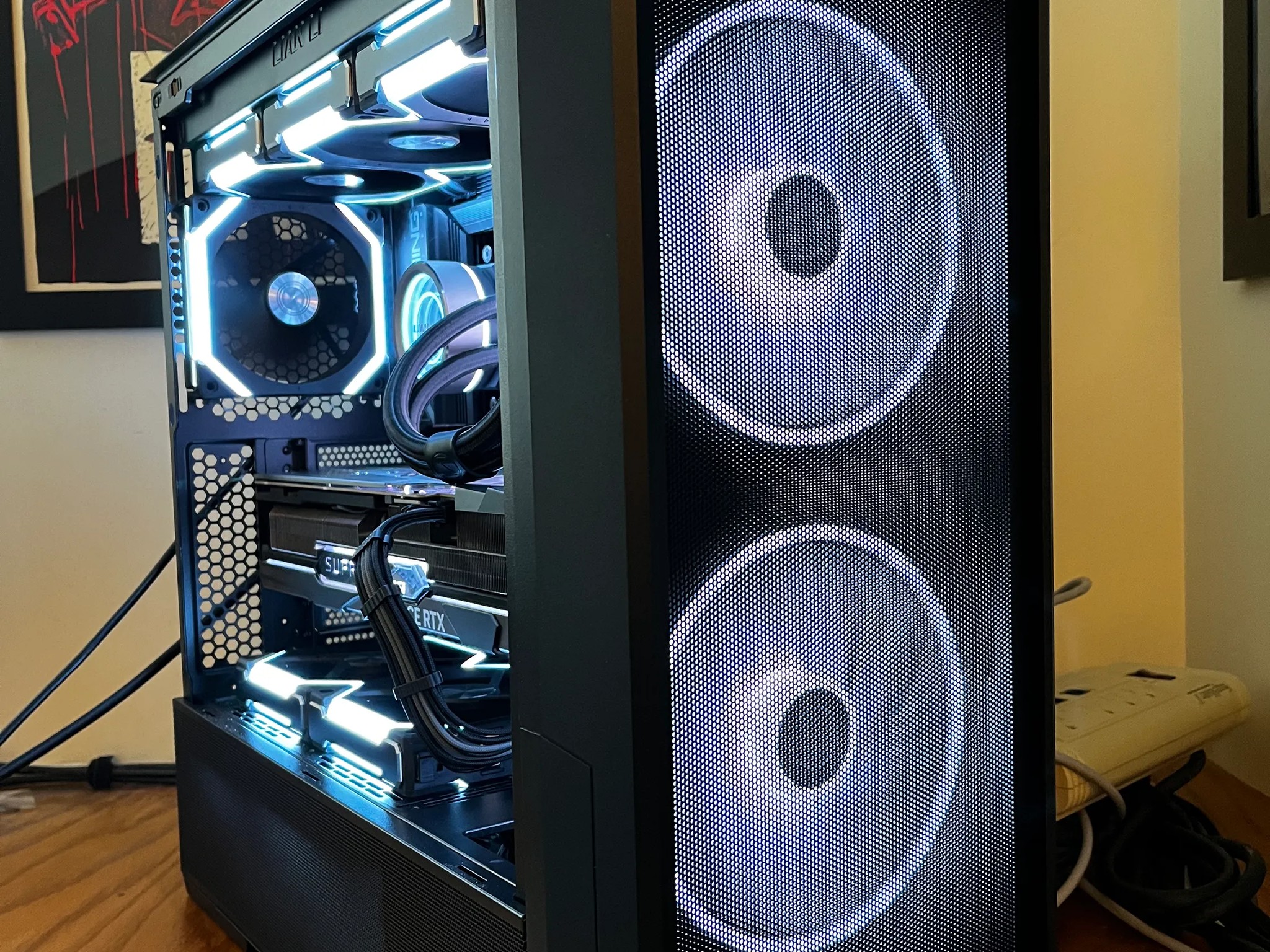 Gray Wolf - RTX 4080 | Ryzen 7 7700X | 32GB @ 6000 MT/sec | 4TB storage | 1000W PSU