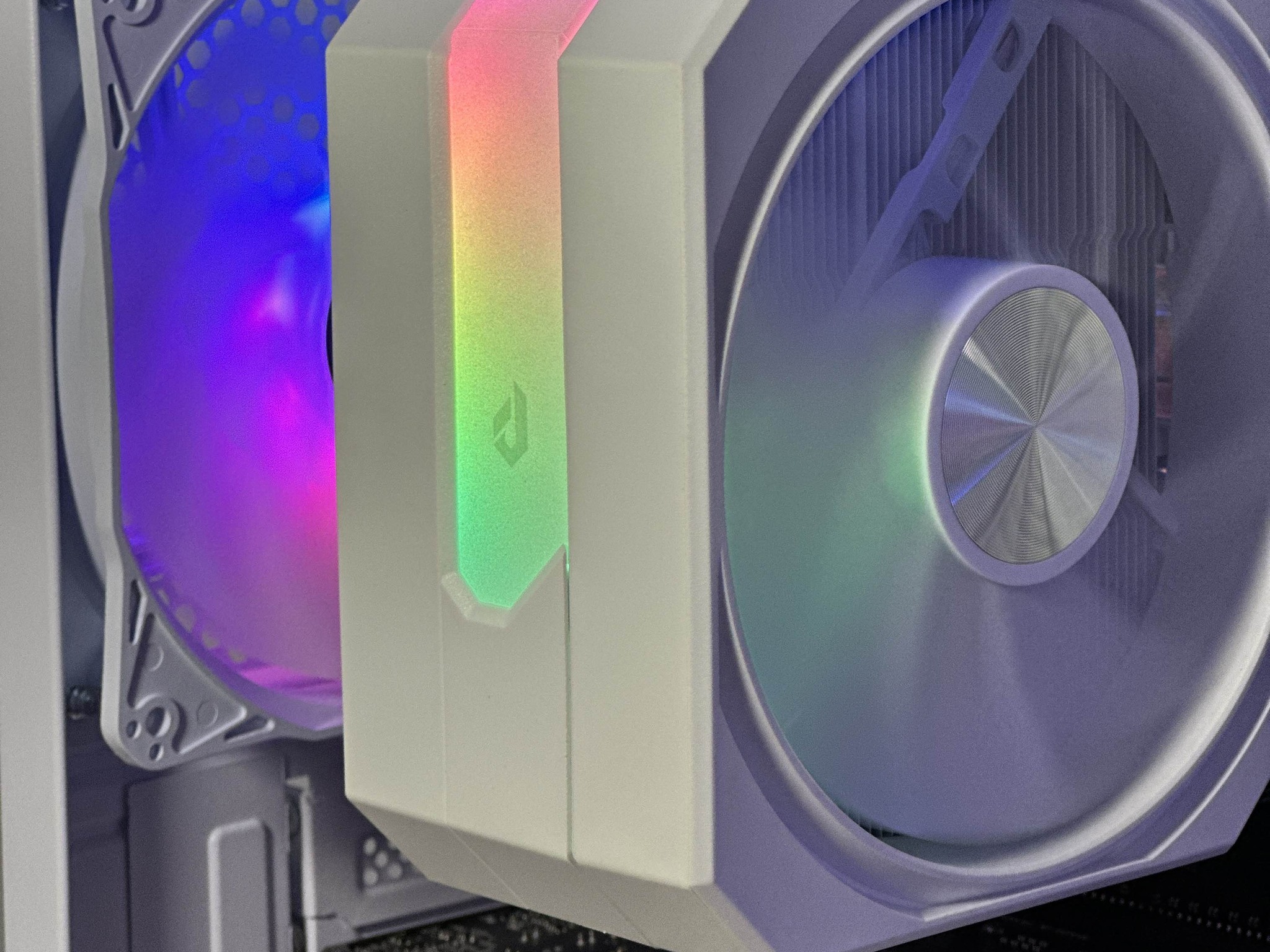 GTX 1660 6GB | Ryzen 5 4500 | 16GB DDR4 | 500GB SSD | Win11 | WIFI | 1080P White Gaming PC