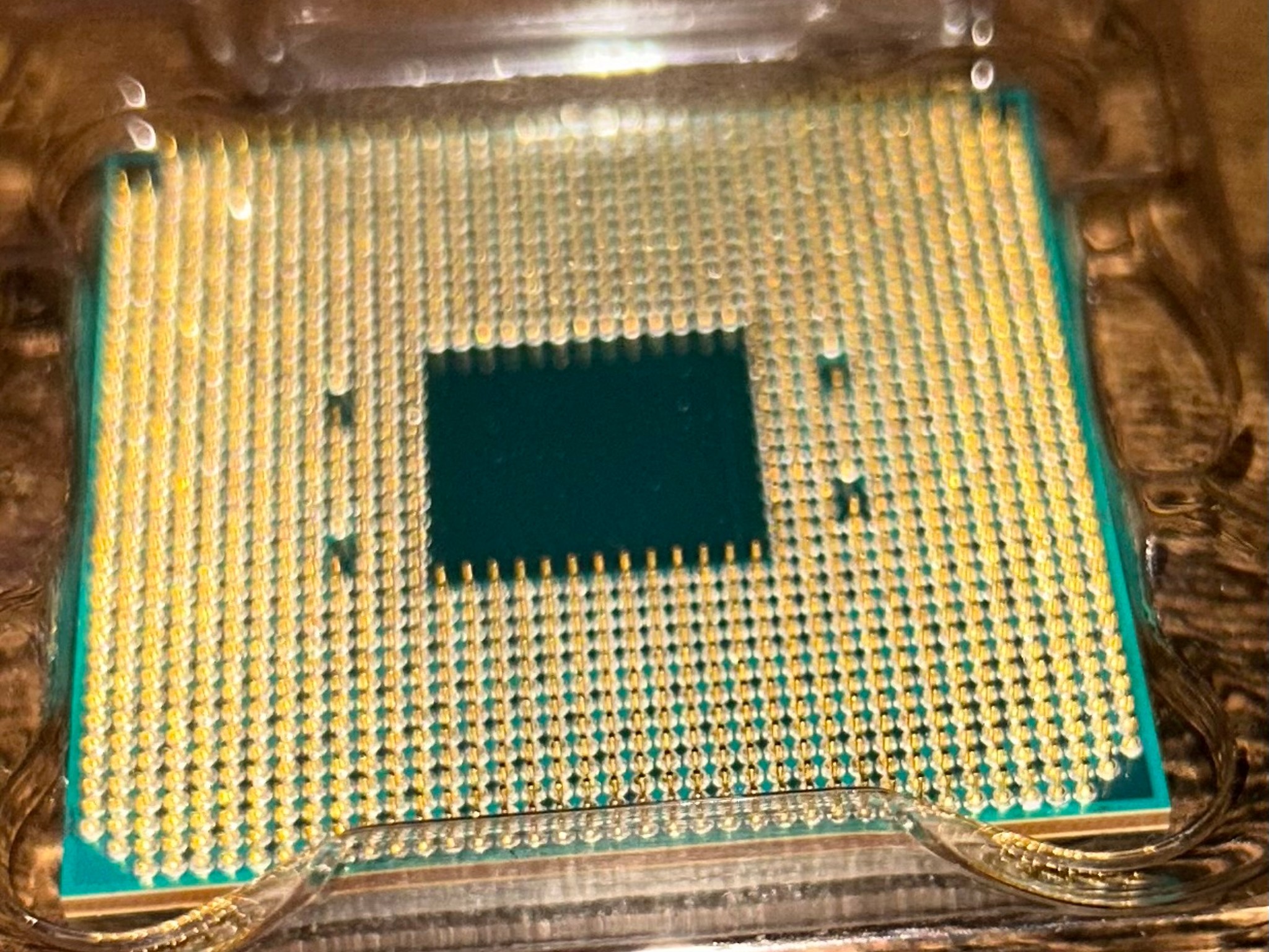 Ryzen 2600 CPU / Stock Cooler