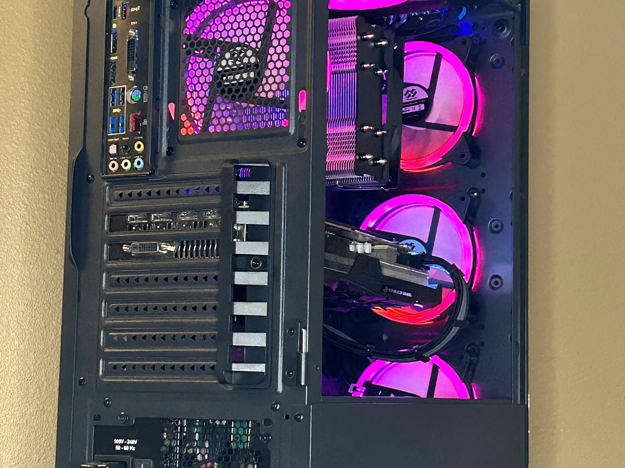GAMING PC | GTX 1070TI | I7-7700K
