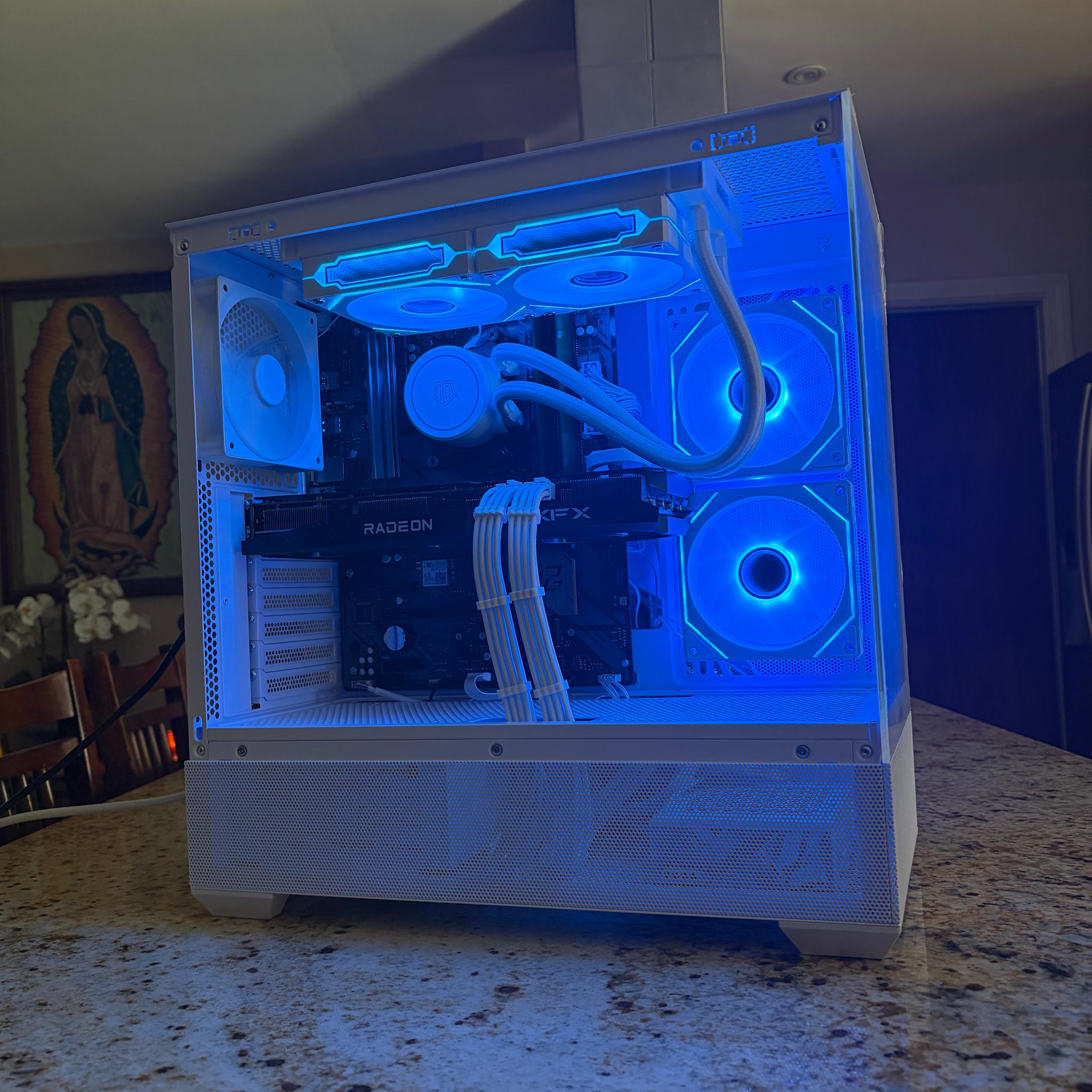 White Gaming PC | RX 6700XT 12GB | RYZEN 5 3600 | 16GB RAM | 1TB SATA SSD | Wi-Fi + Bluetooth