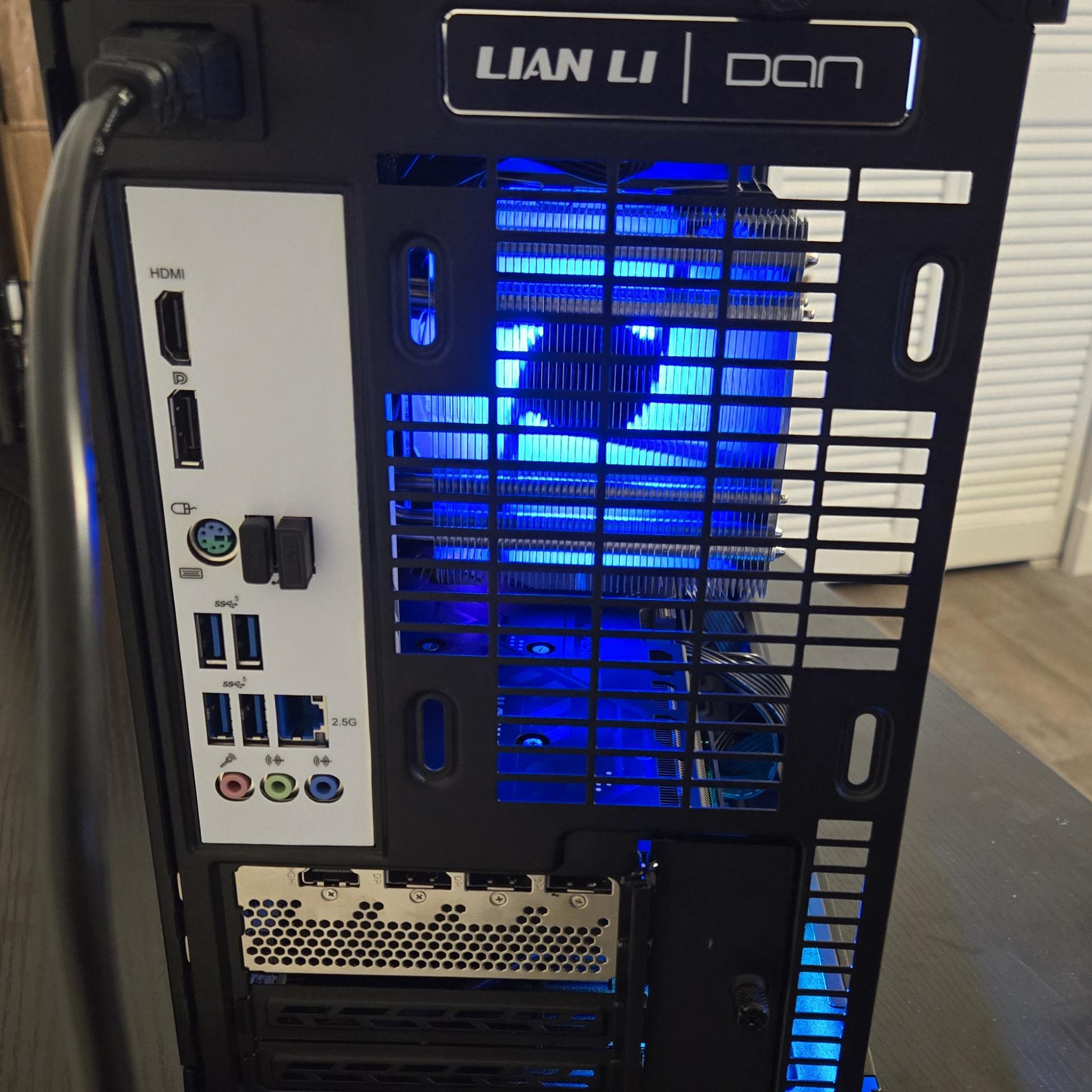🧙 BATTLEMAGE 🧙 RYZEN 5 5600 / INTEL ARC B570 / 1TB / 32GB