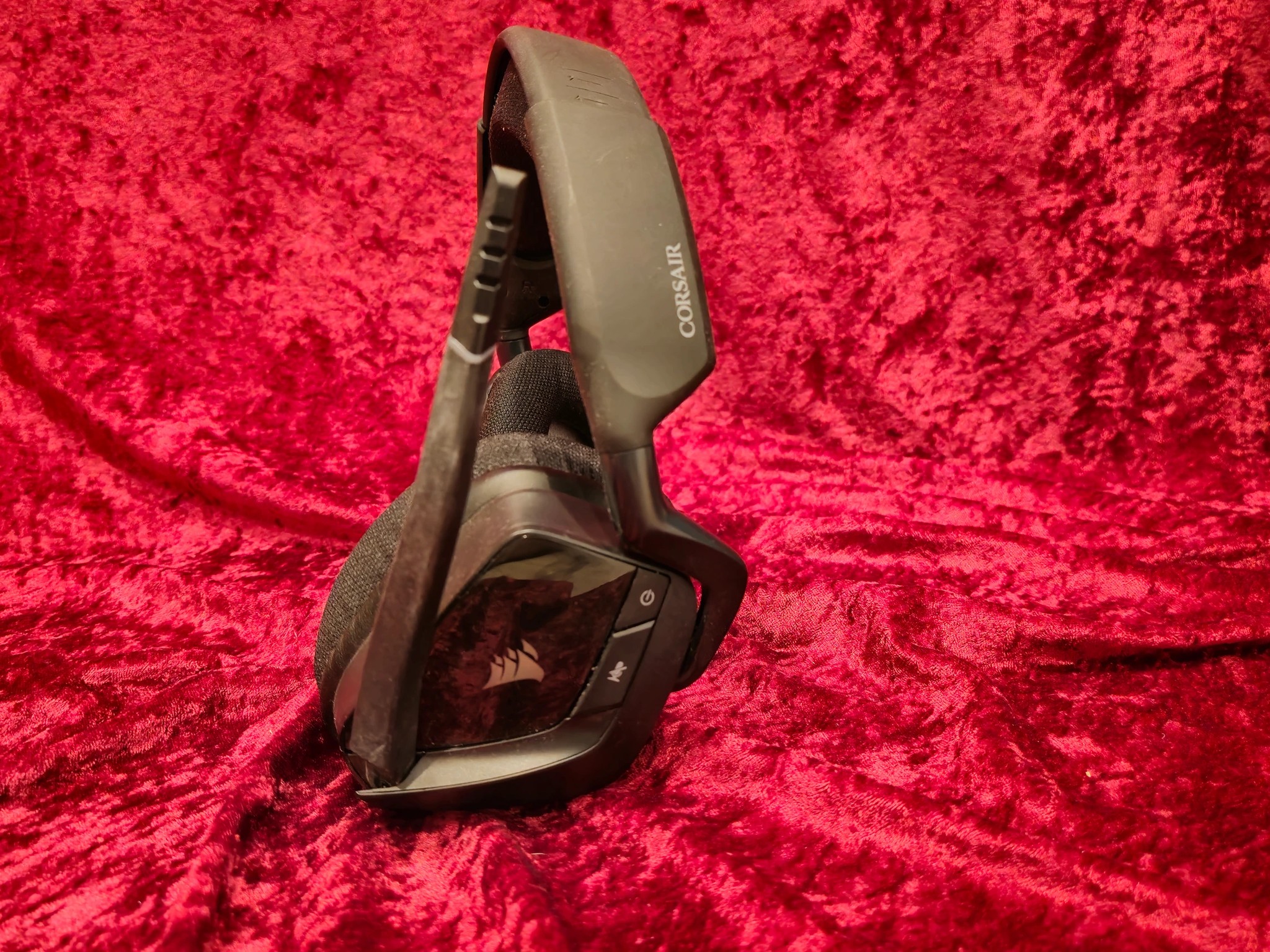 CORSAIR VOID RGB ELITE Wireless Gaming Headset