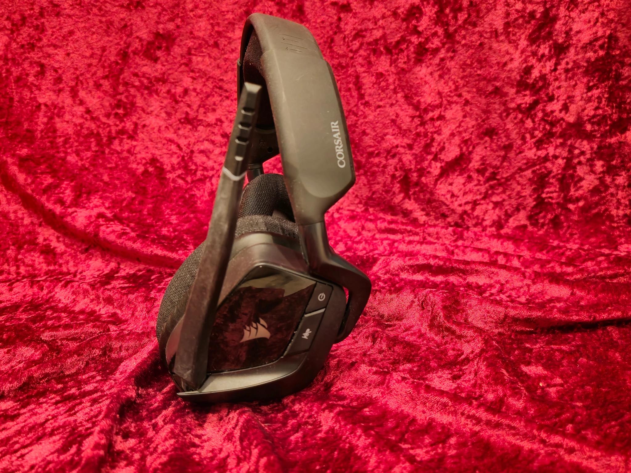CORSAIR VOID RGB ELITE Wireless Gaming Headset