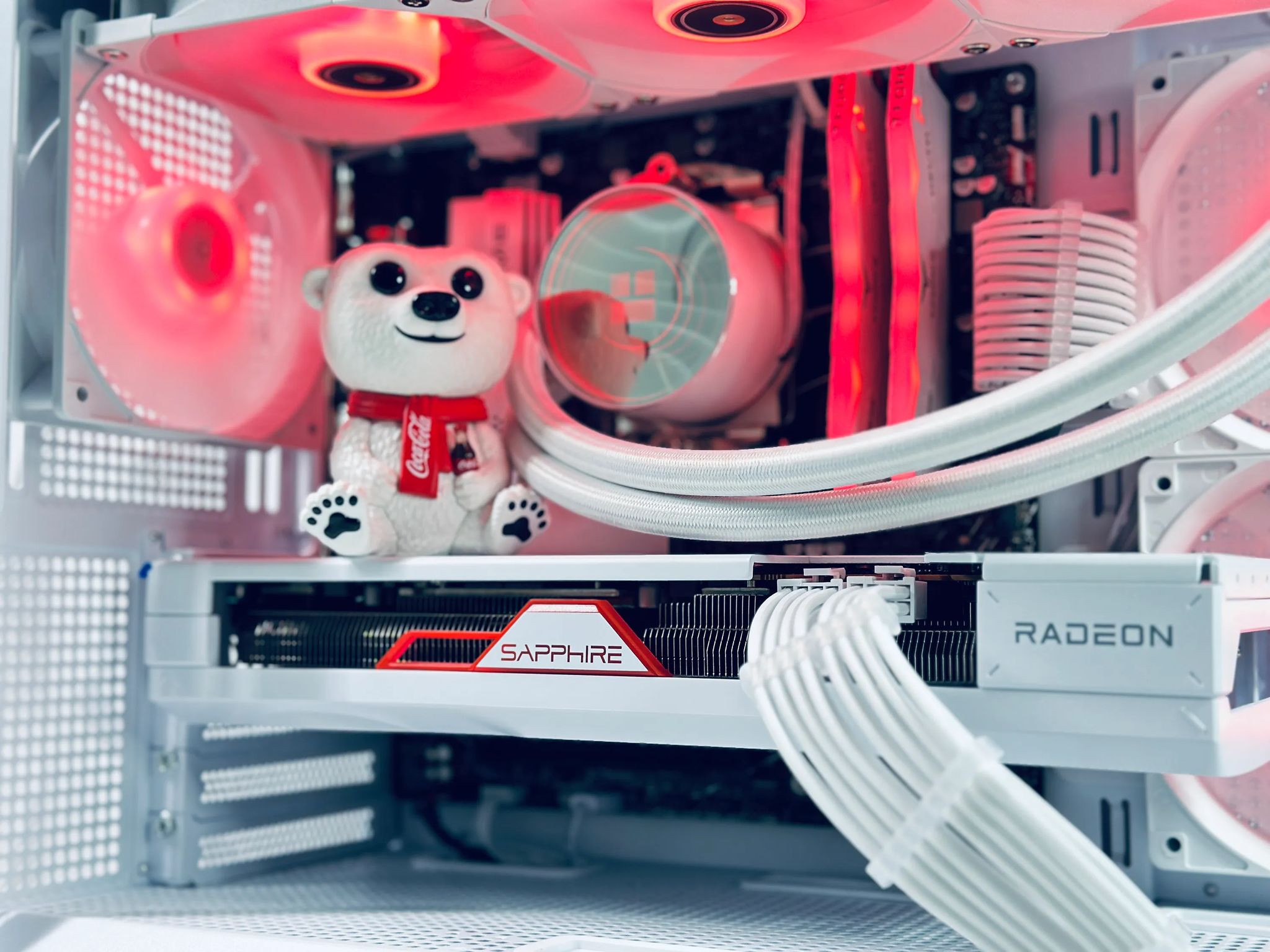 ✨🎁🎄🐻‍❄️ 🧊 Polar Bear  Gaming PC❄️AMD RX 7800 XT 16GB❄️AMD Ryzen 7 7700