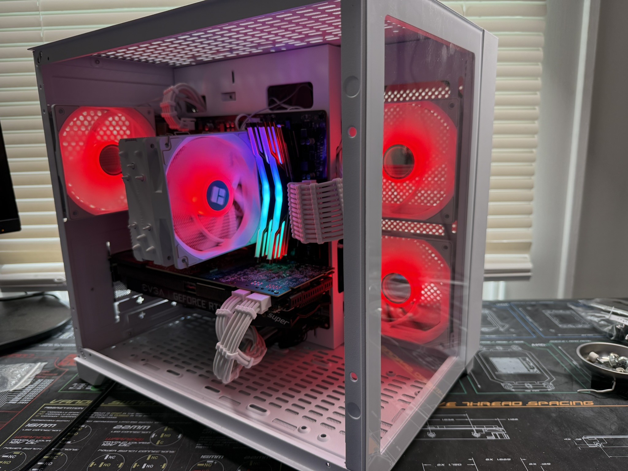 🌨️White Gaming PC | RYZEN 5 3600 | RTX 2070 Super | 16GB RAM | 1TB M.2🌨️