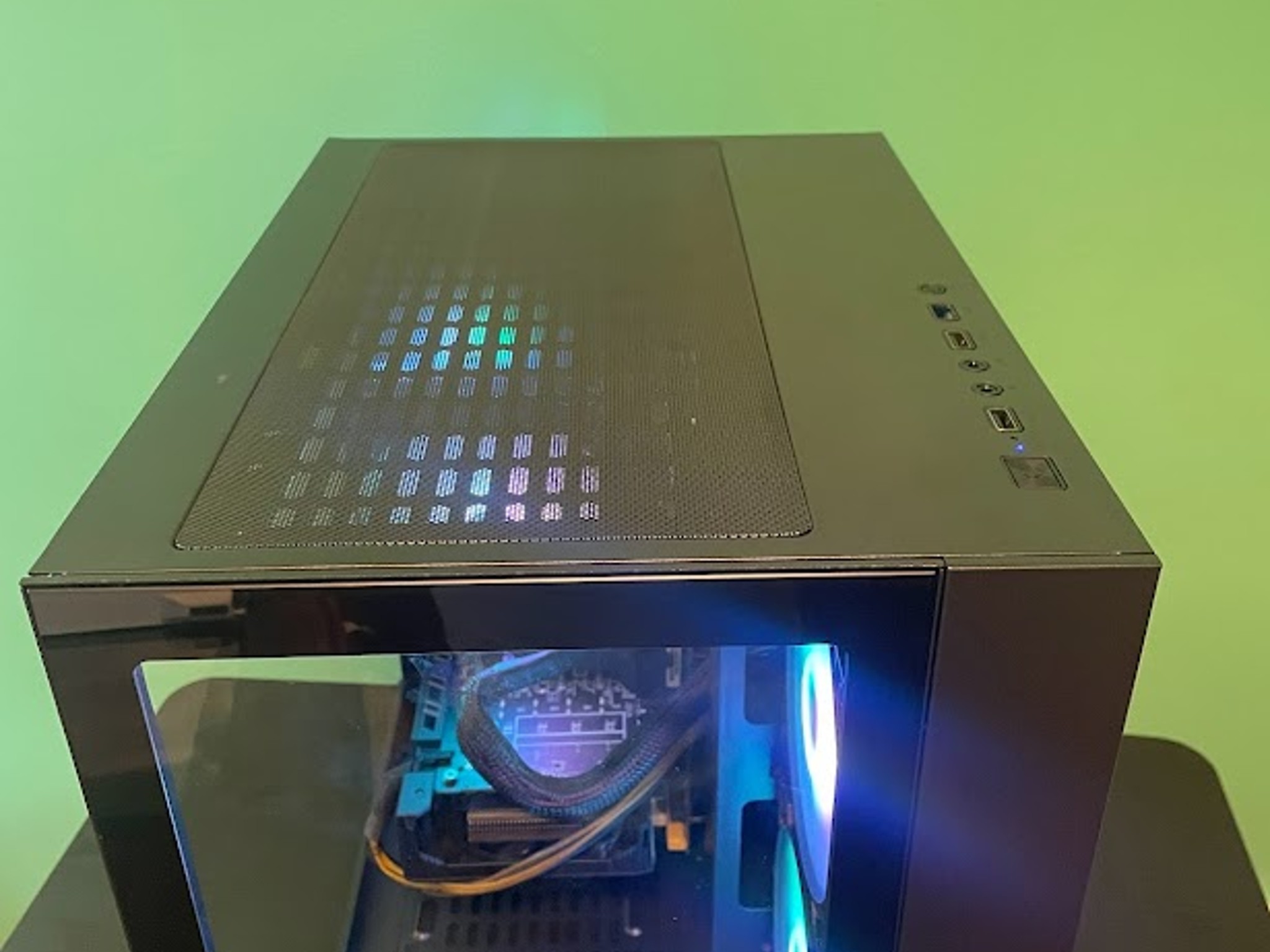 GLASSY Black Gaming PC| Intel i5 / Amd RX470 / 8GB / 500GB SSD Win 10 Pro WiFi