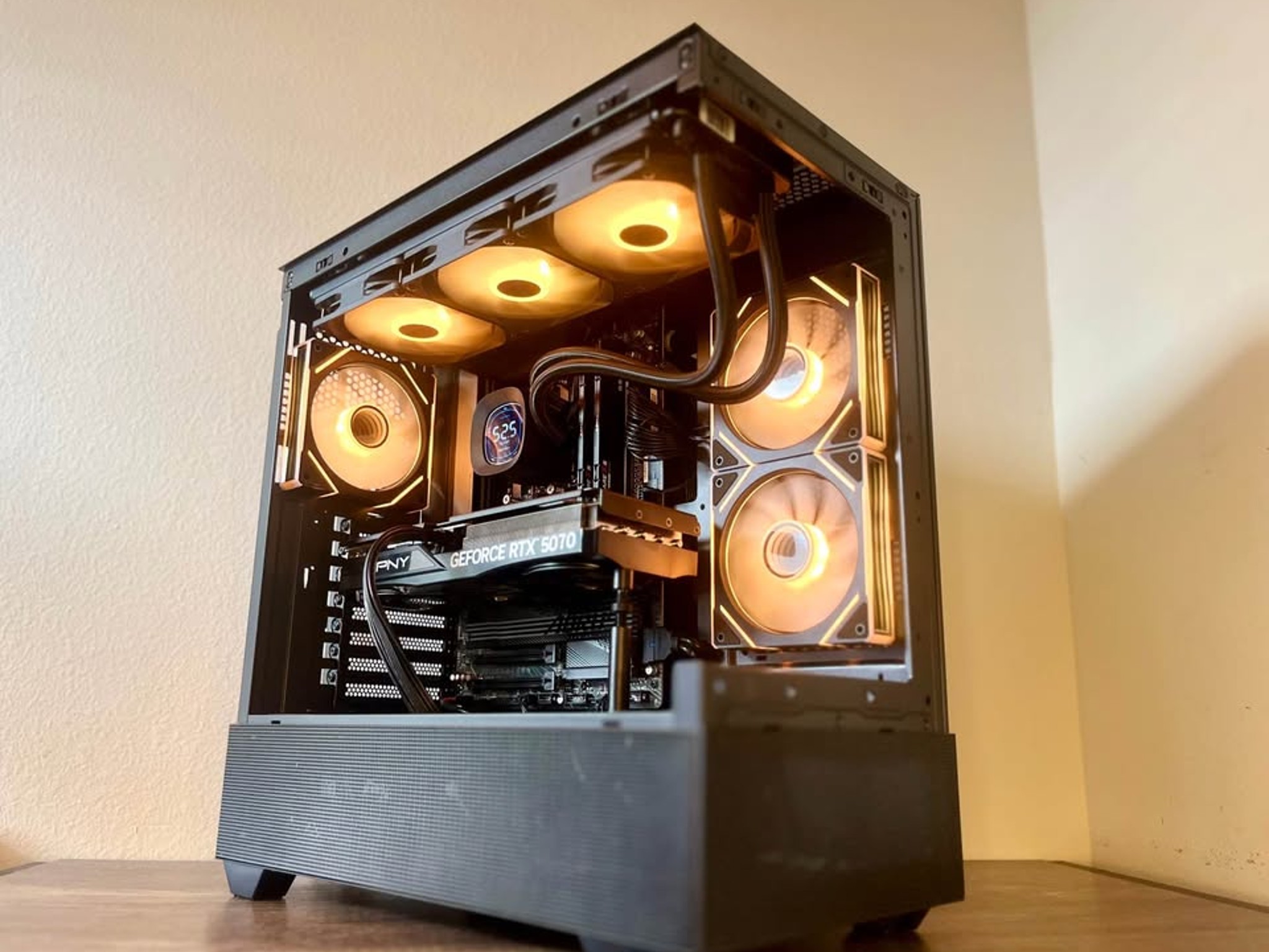 GeForce RTX 5070 Custom Gaming PC - Ryzen 9 7900X