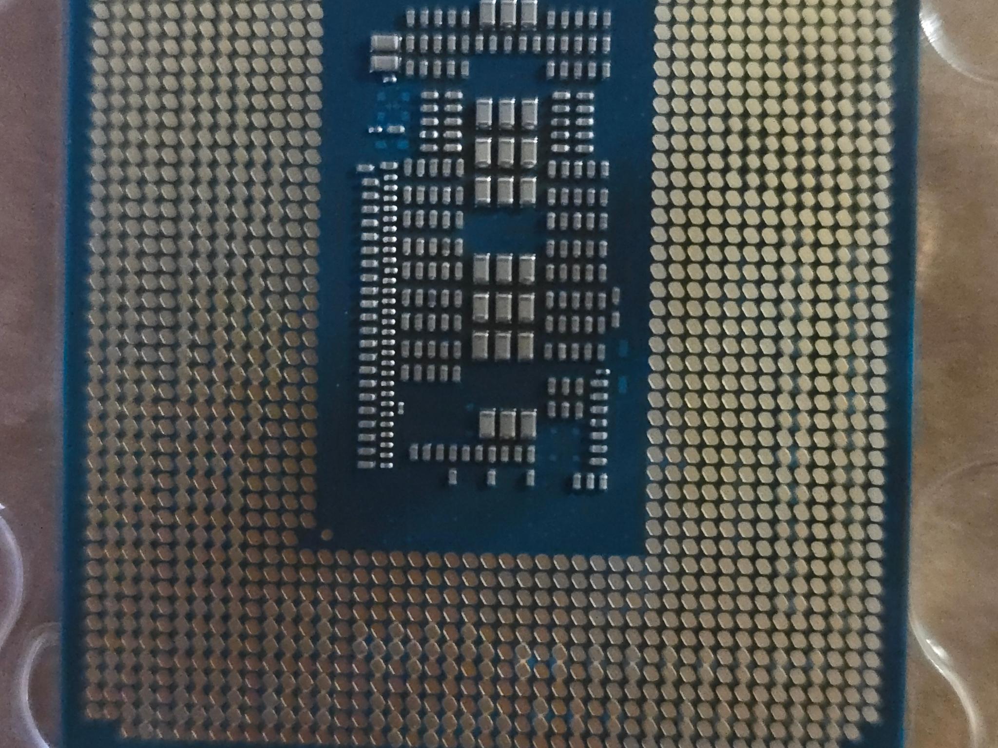 Intel Core i5-12600KF