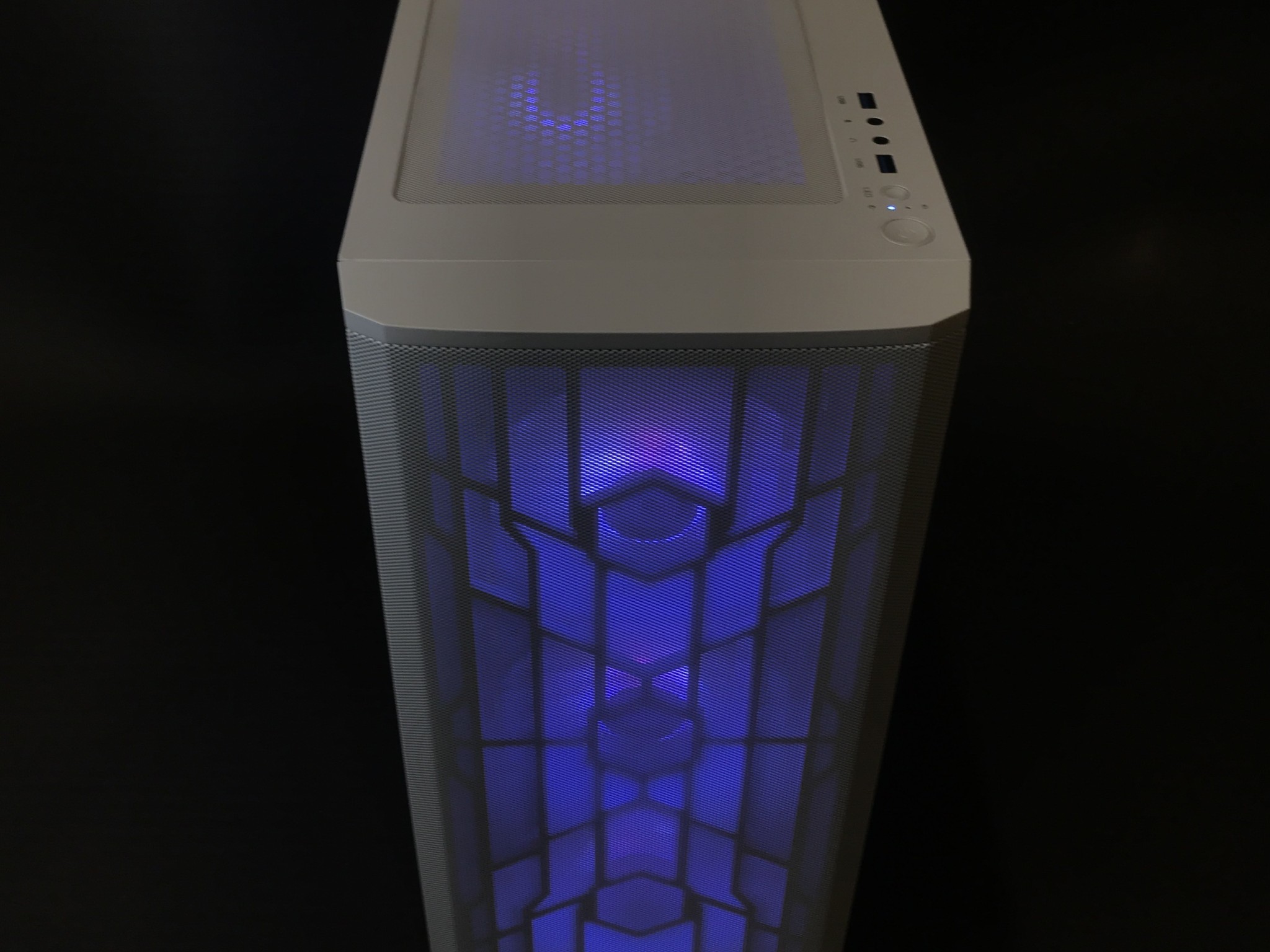 Budget PC - Gaming Computer | RX 580 8GB | RYZEN 5 1600X 3.6GHZ | 512GB NVME | 16 GB RAM 3200MHZ |