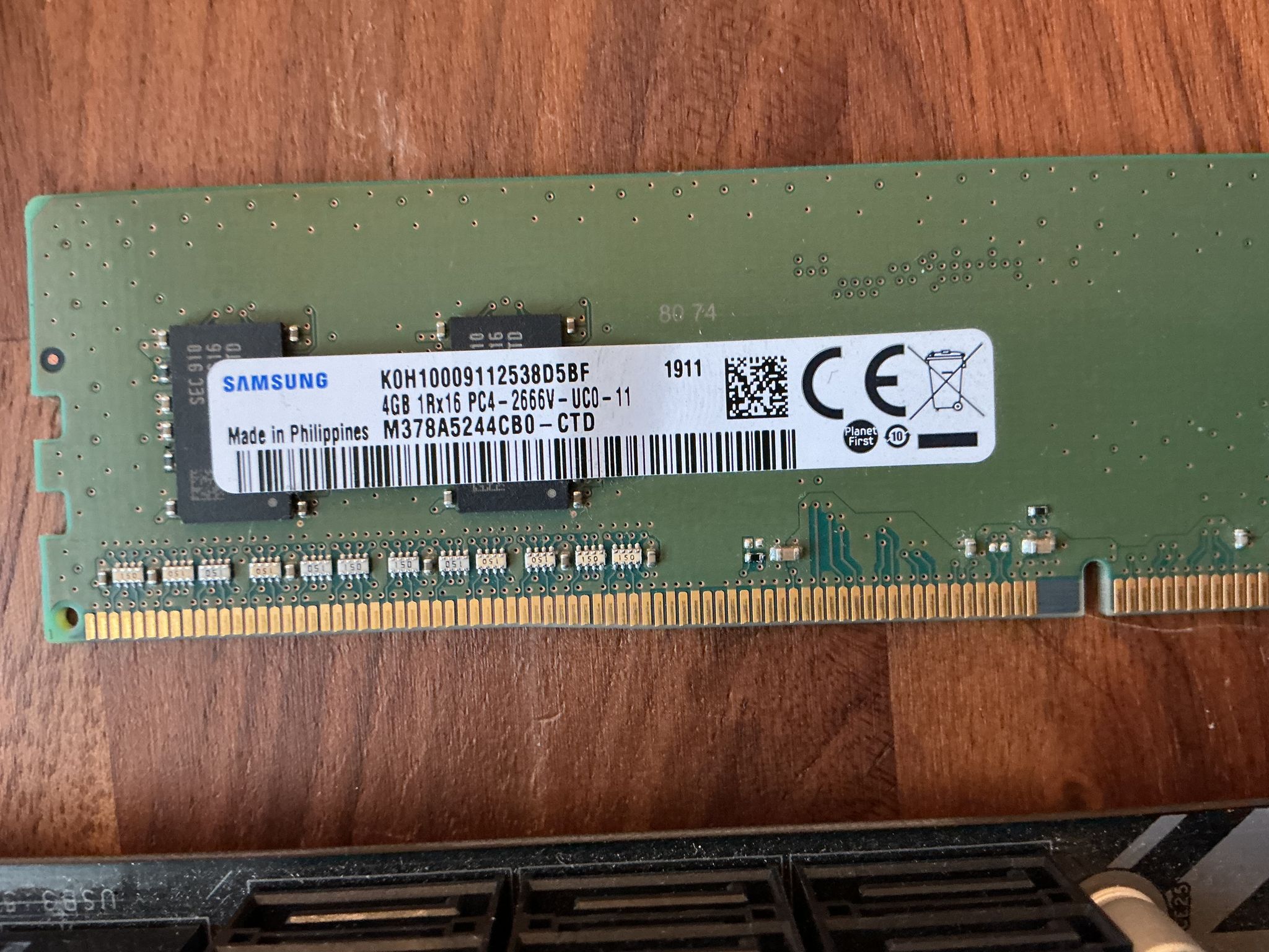 Asrock z370 Motherboard/Pentium Gold G5420/4gb RAM/ CPU Cooler