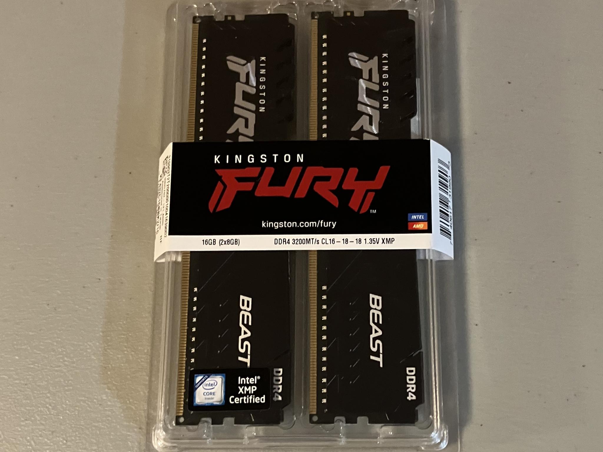 2x8GB Kingston Fury DDR4 RAM