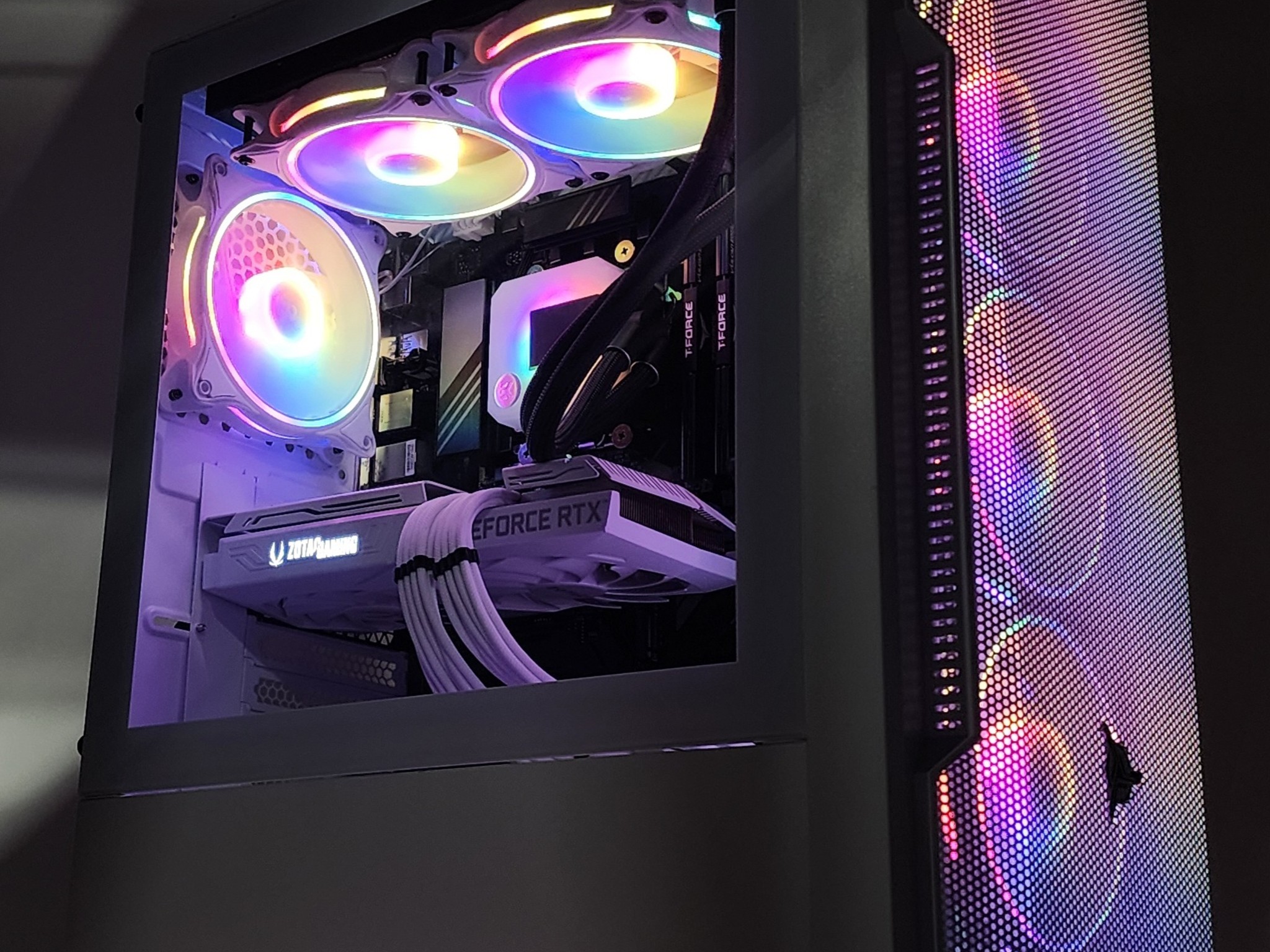 Gaming PC Ryzen 7 7700 16GB RAM 1TB SSD RTX 3070 8GB Windows 11 Computer