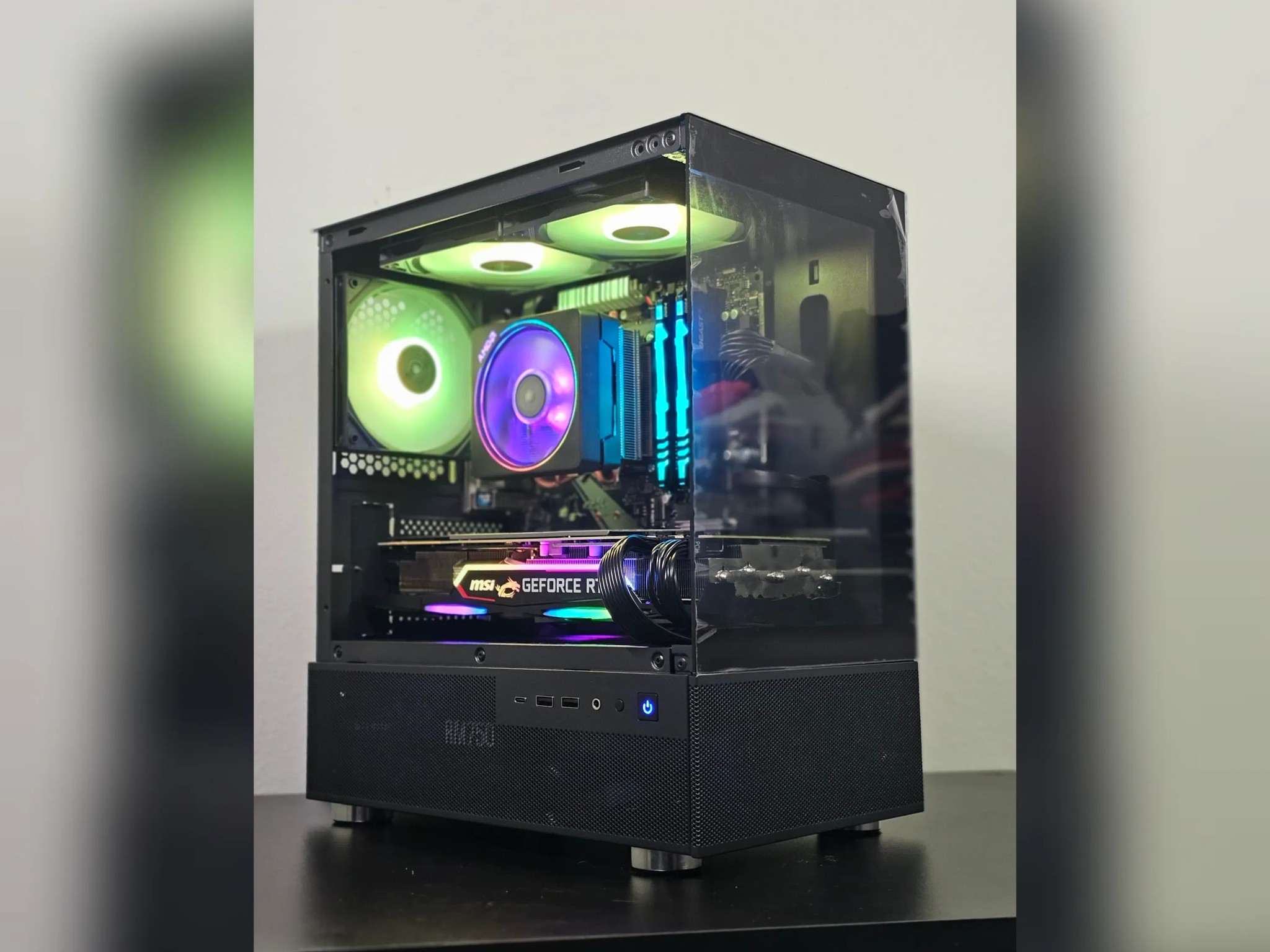 💎 Prism 1440p / RTX 2080 Super 8GB / Ryzen 7 3800x / 16GB DDR4 / 1TB SSD