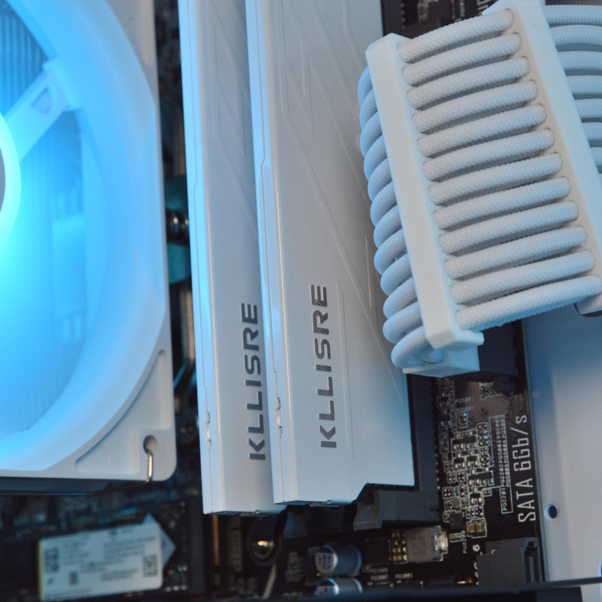 🧊🔨 | RX 5700XT 8GB | RYZEN 7 2700 | 16GB DDR4 RAM | 1TB NVME SSD | Ice Breaker |