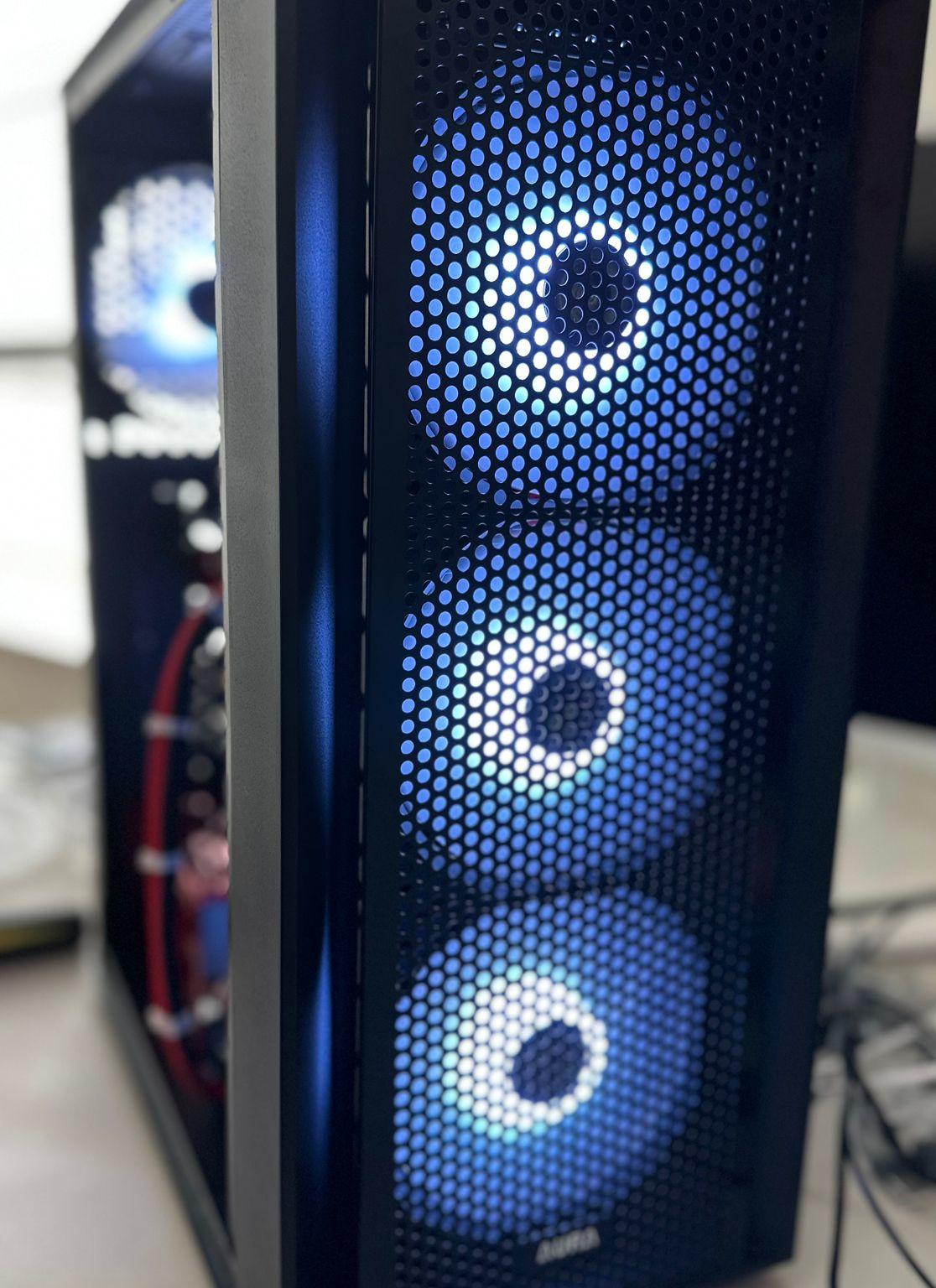 Intel i7-4770/GTX 1060, 16GB RAM, 500GB SSD, Red/Black RGB Budget Gaming PC