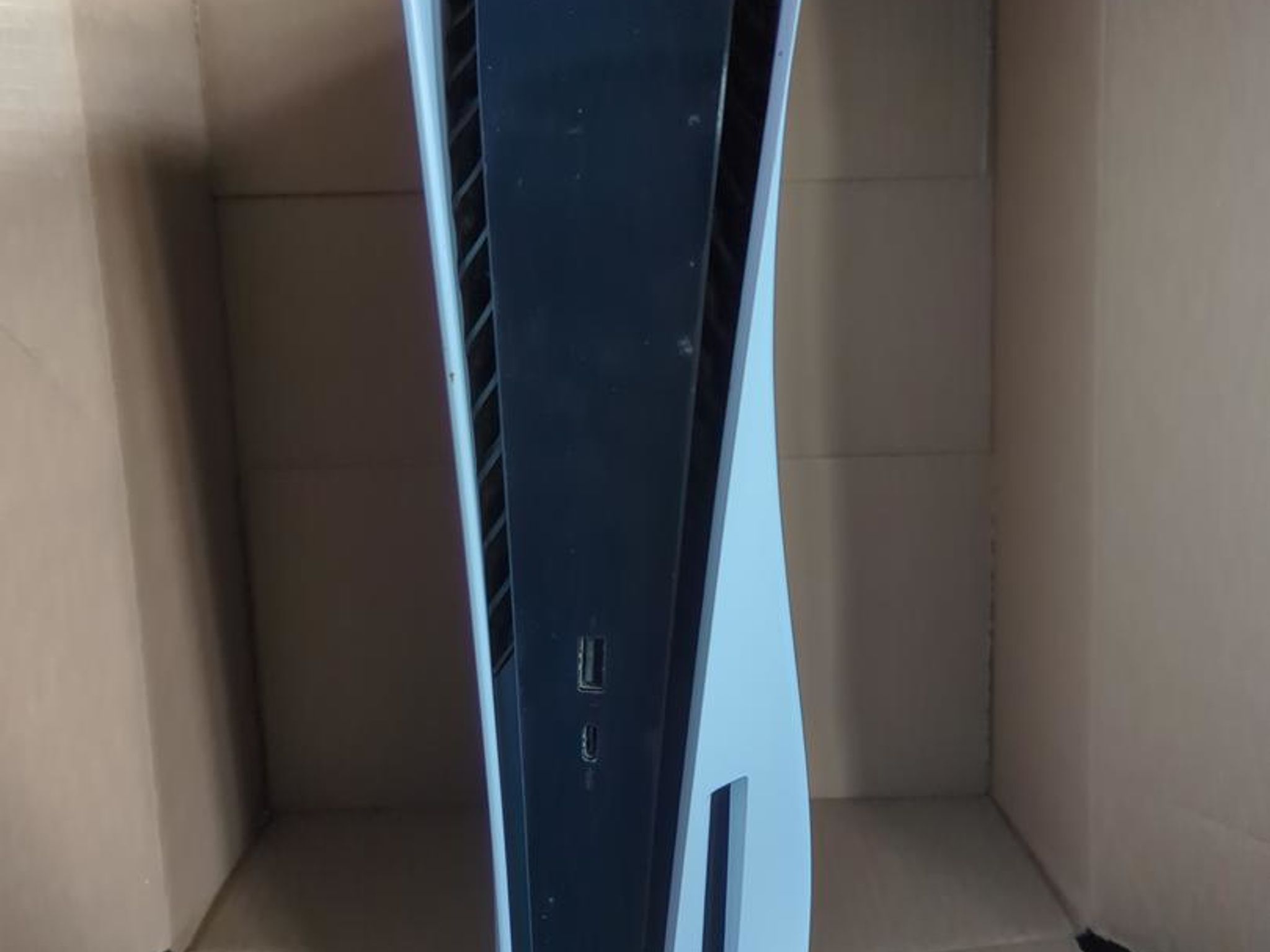 Playstation 5 Disc Edition - Broken SEE DESCRIPTION