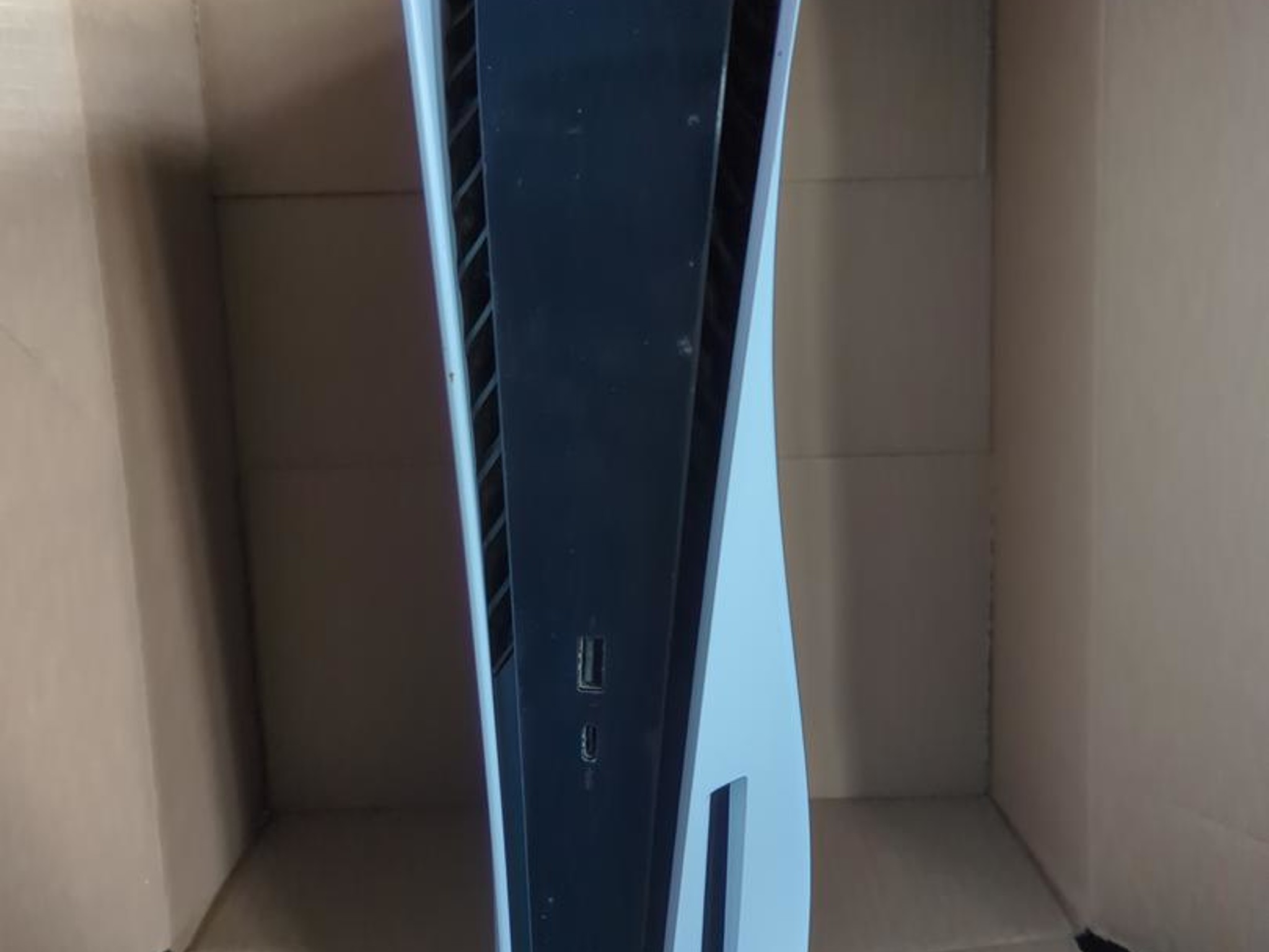 Playstation 5 Disc Edition - Broken SEE DESCRIPTION