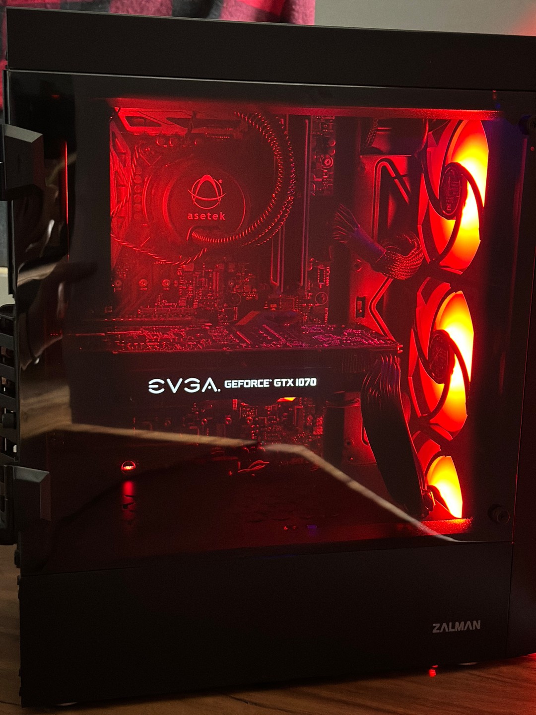 GTX 1070 | Core i7 7700 | 16GB DDR4 | 512GB SSD | Windows 11