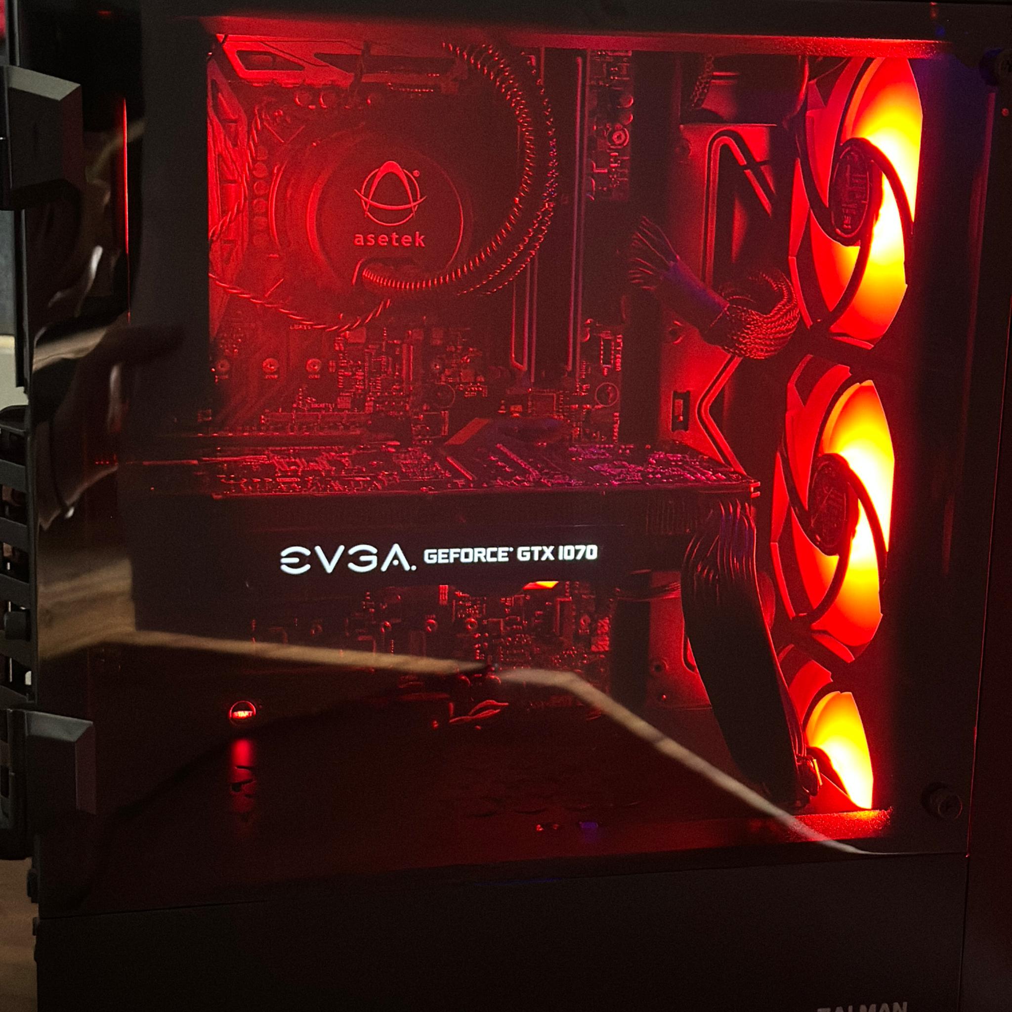 GTX 1070 | Core i7 7700 | 16GB DDR4 | 512GB SSD | Windows 11