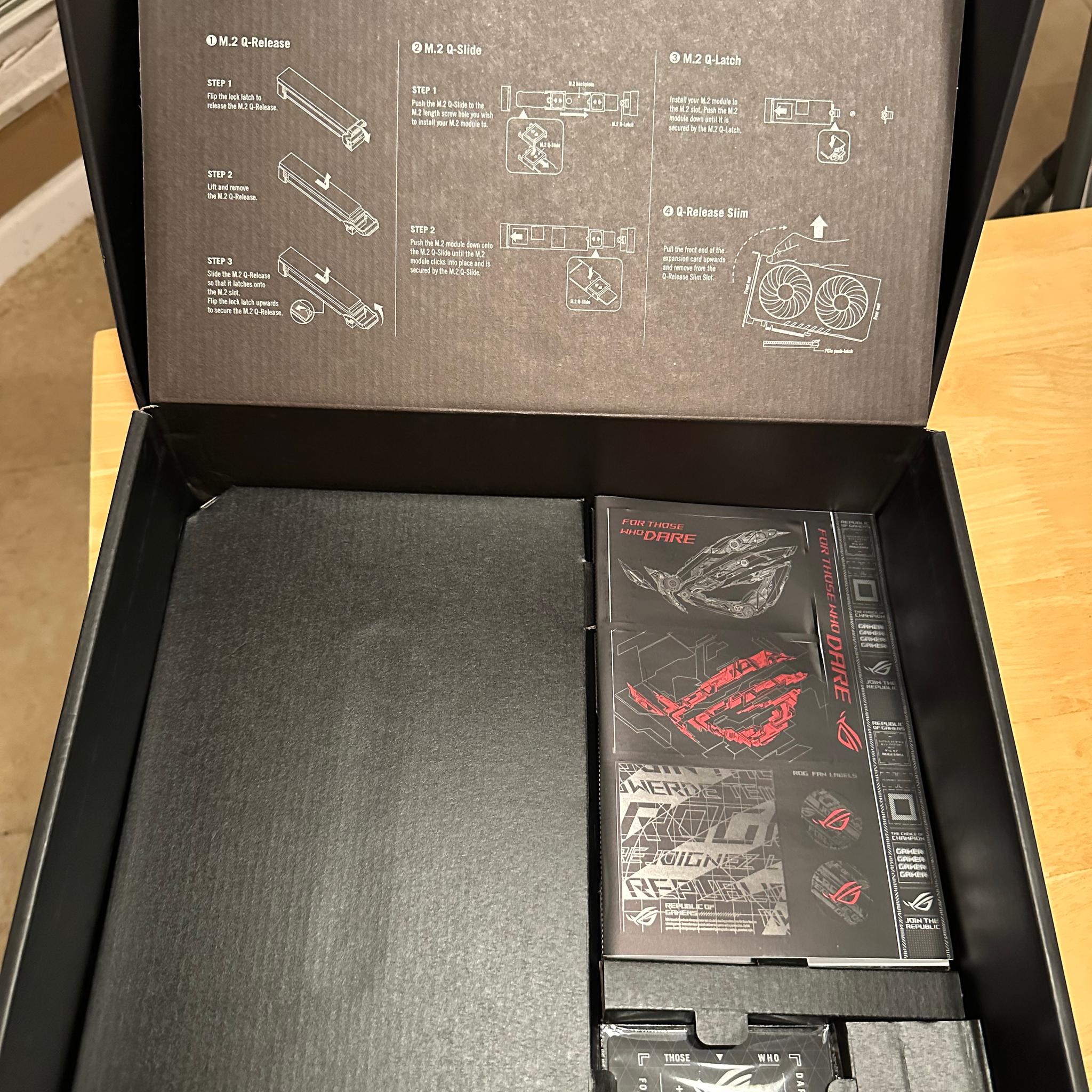 New ASUS - ROG MAXIMUS Z890 HERO (Socket LGA 1851) Intel Z890 ATX DDR5 Wi-Fi 7 Motherboard
