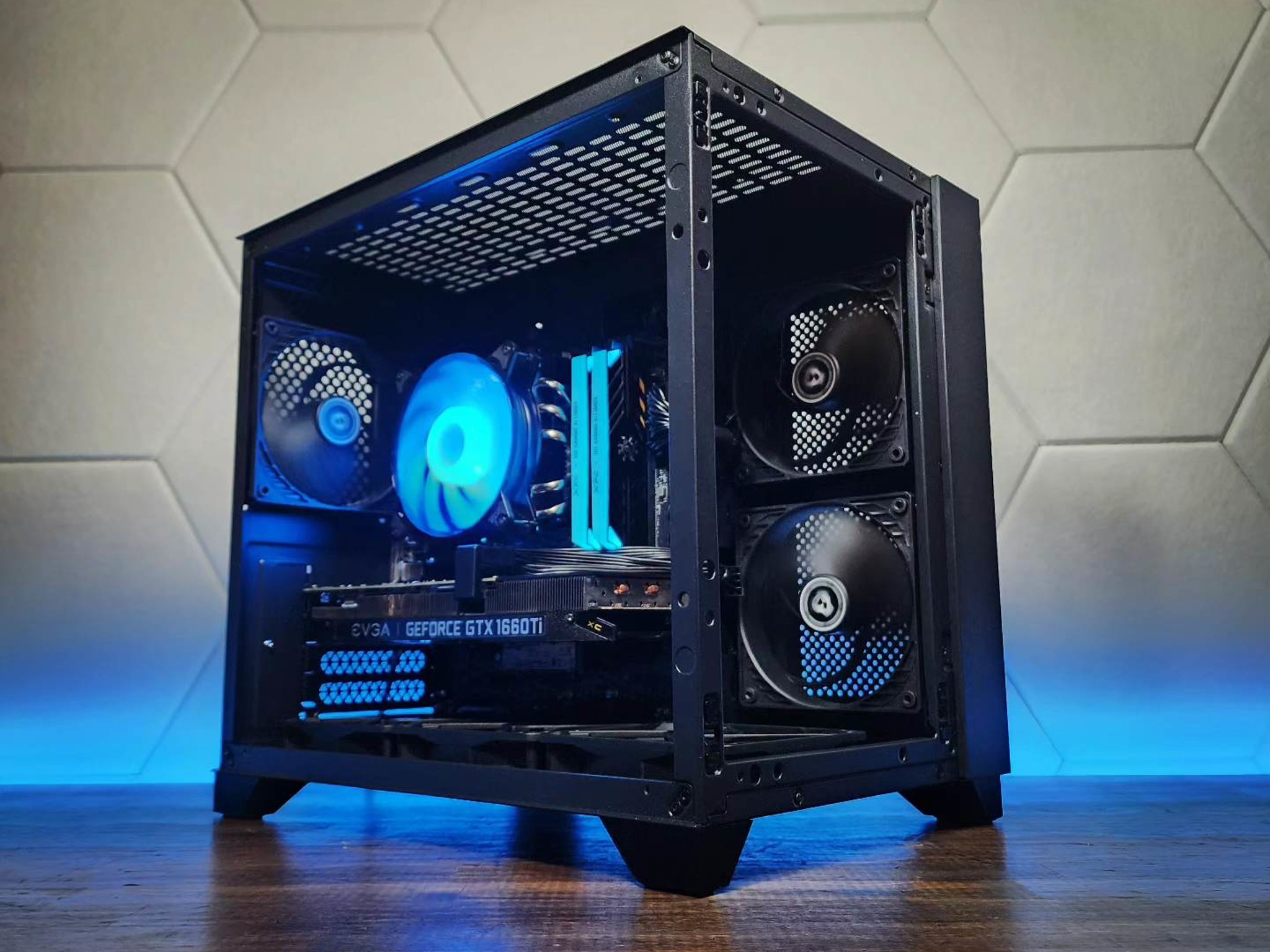 💙🖤💙 GTX 1660 Ti // Core i3 10100F // 16GB 3200MHz* // 1TB NVMe Gen 4