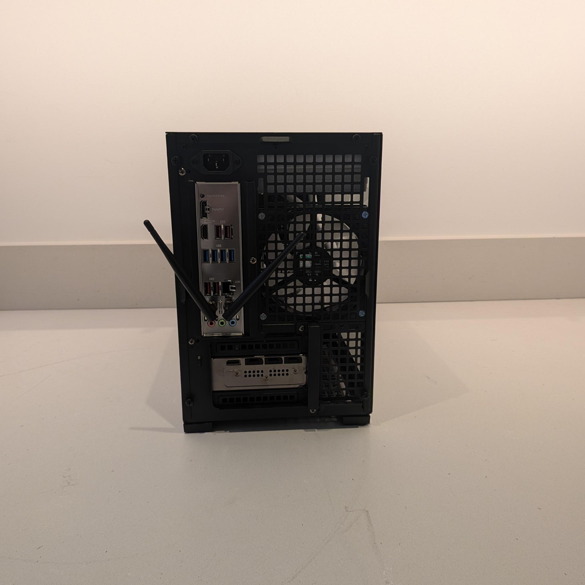 4K Tuxedo - RTX 5070 Ti, Ryzen 7 7800X3D, 32 GB DDR5, 2 TB Gen 5 NVME, Liquid Cooled, RGB