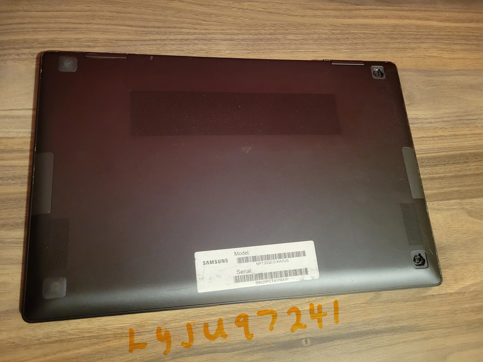 Samsung Book 2 360 Laptop - intel Evo i5 - 256gb Ssd - 13.3" AmoLED Touch Screen