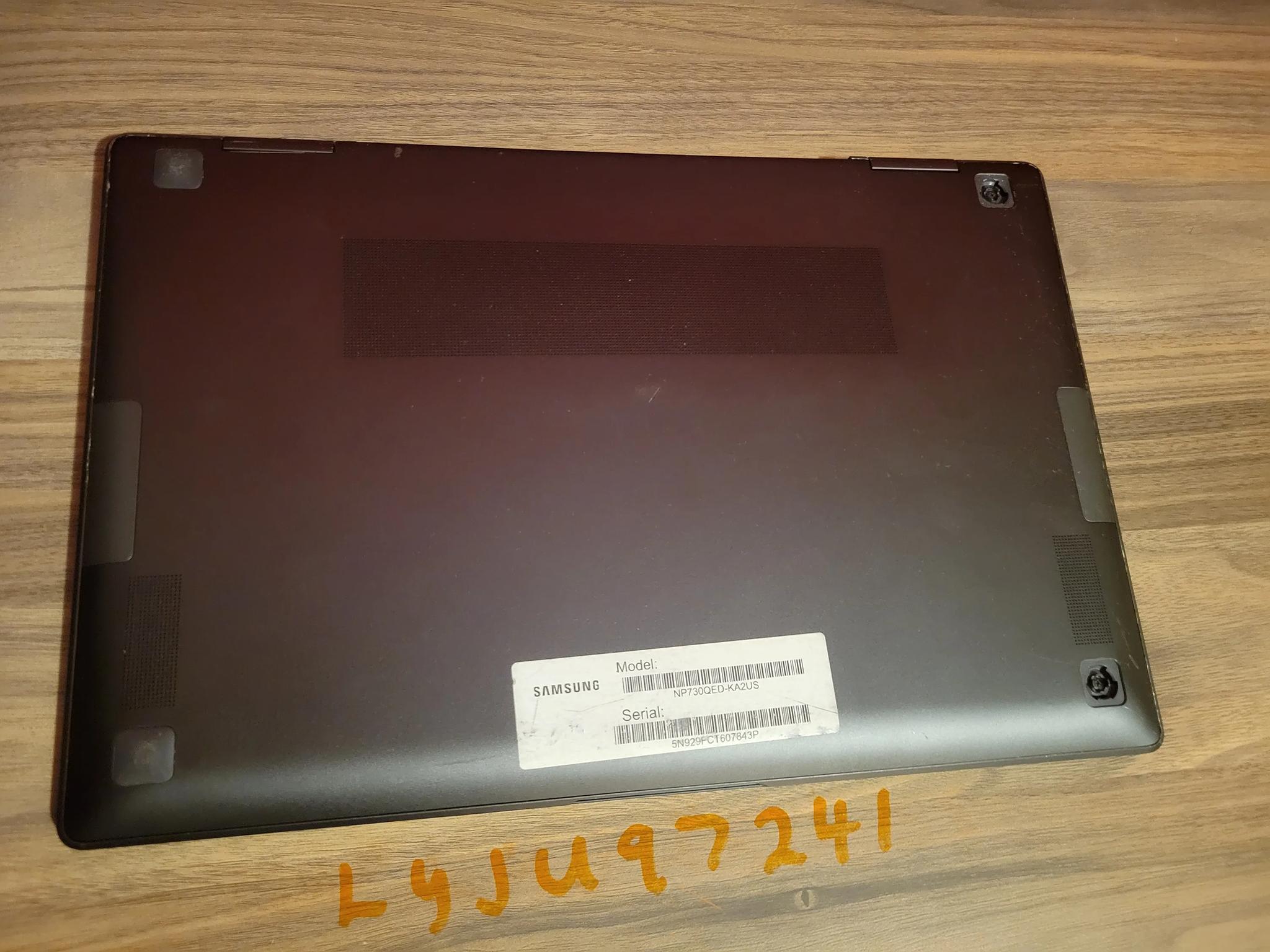 Samsung Book 2 360 Laptop - intel Evo i5 - 256gb Ssd - 13.3" AmoLED Touch Screen