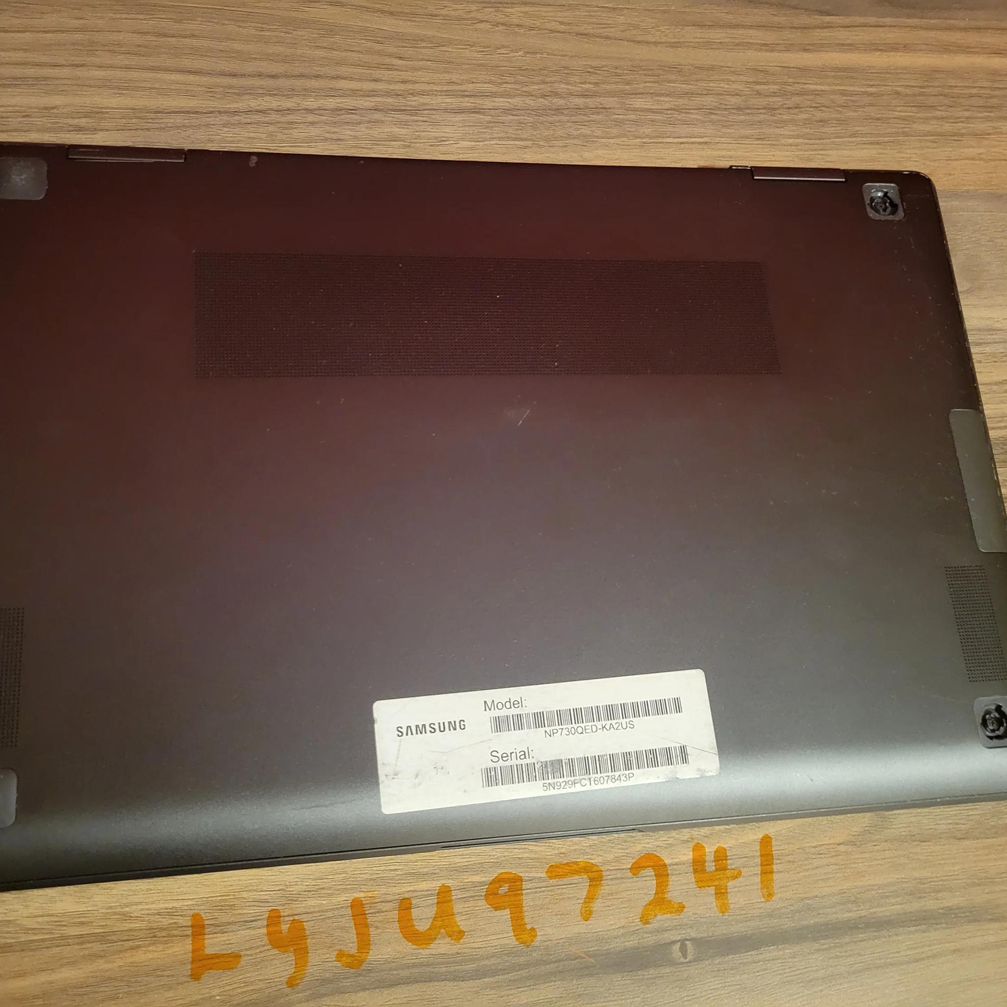 Samsung Book 2 360 Laptop - intel Evo i5 - 256gb Ssd - 13.3" AmoLED Touch Screen