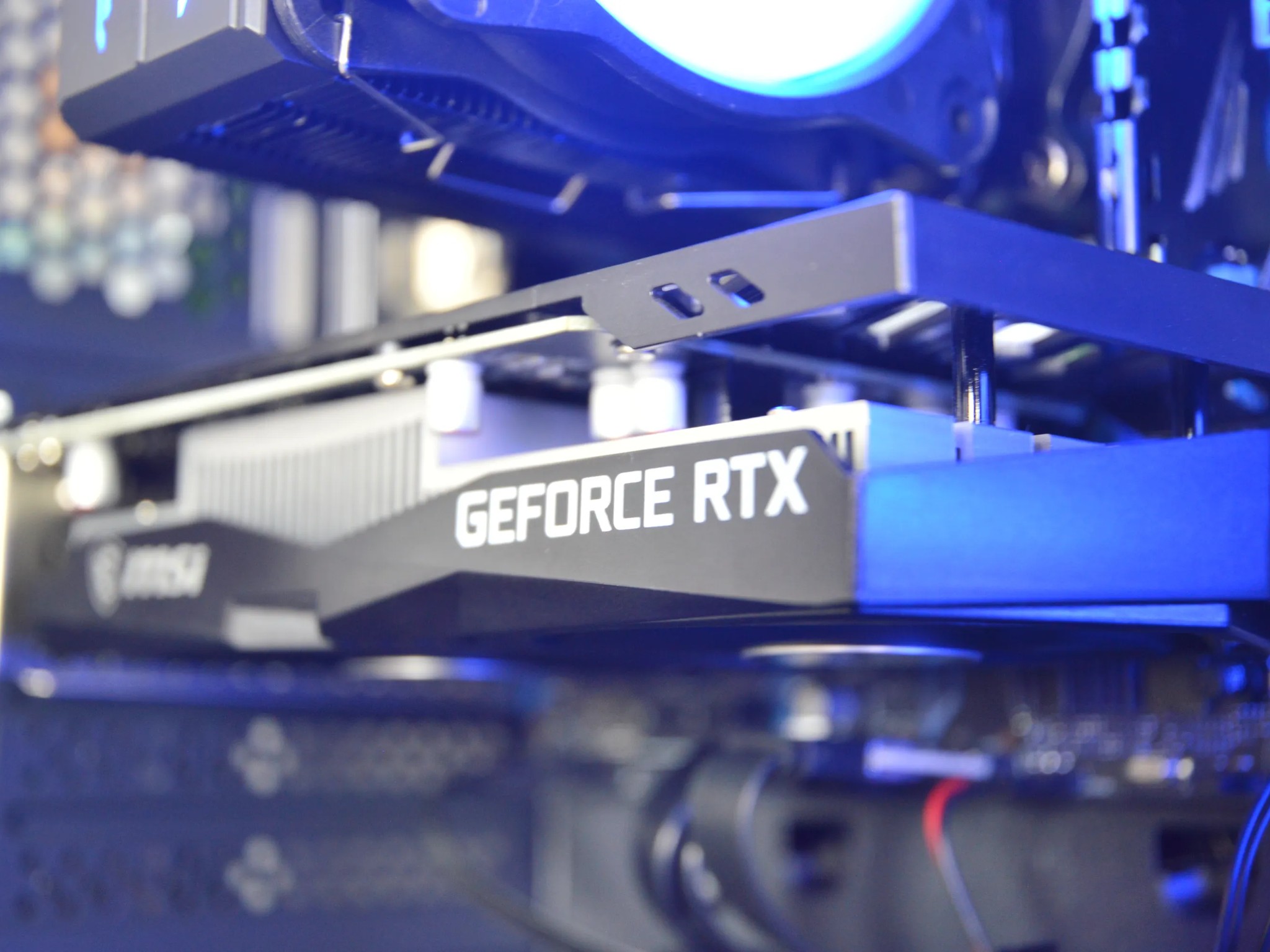 💰❄️| RTX 3050 6GB | INTEL XEON E5-2680 V4 | 16GB DDR4 RAM | 512GB SATA SSD | Crystal Budget |