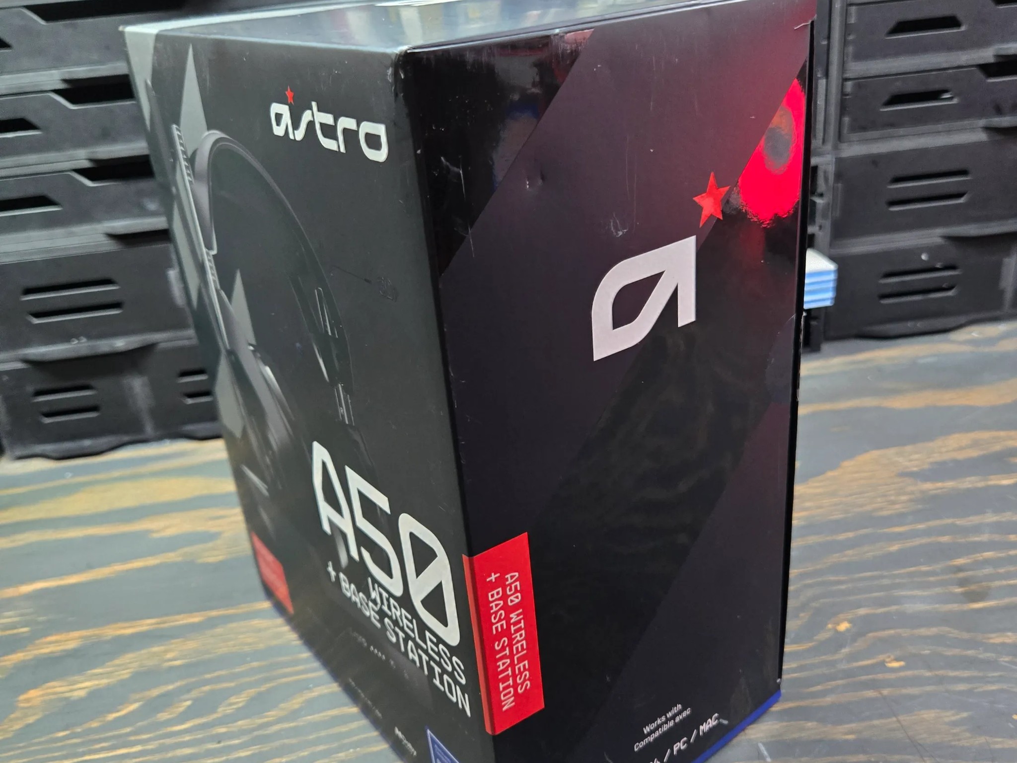 Like NEW Astro A50 + Base Station