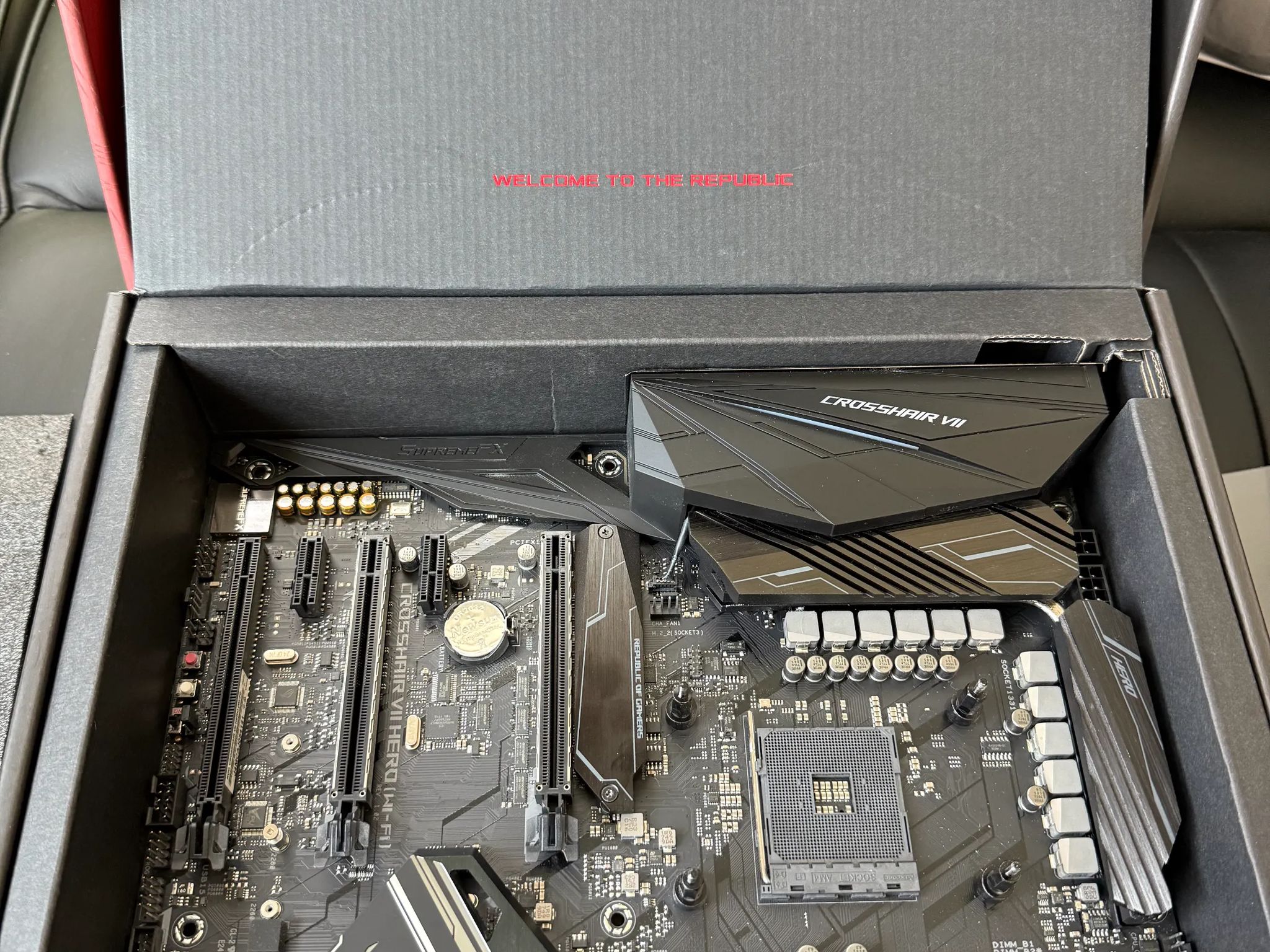 Asus ROG Crosshair VII AMD X470 ATX Gaming WiFi Motherboard