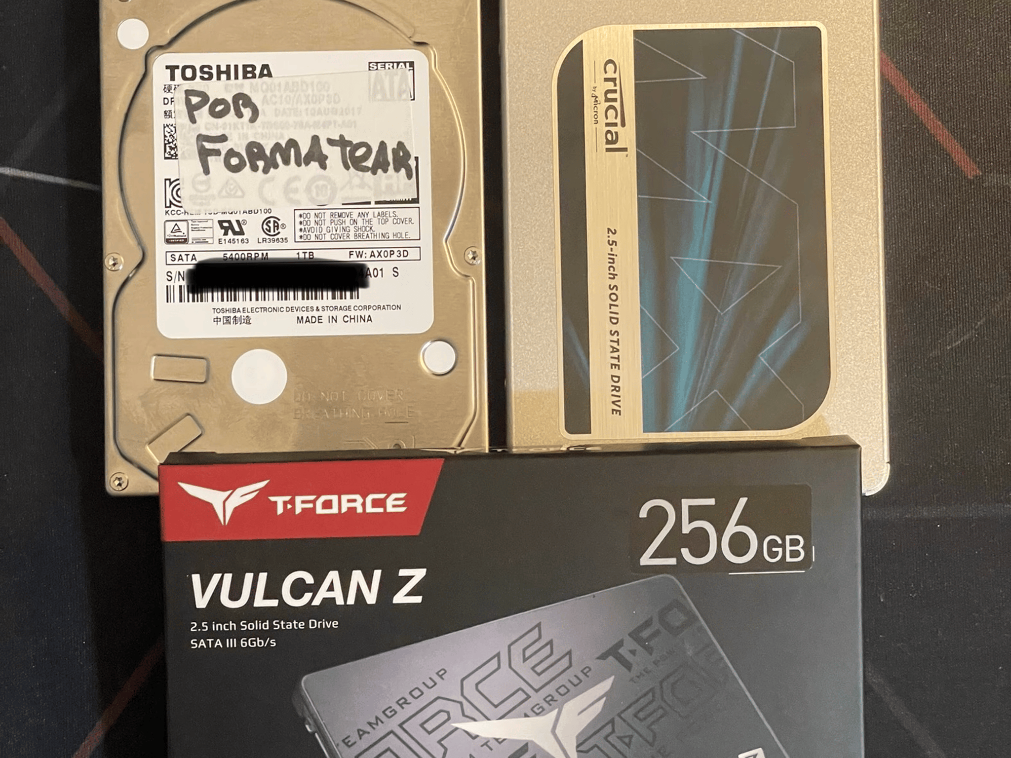 Small Lot of SSD/HDD