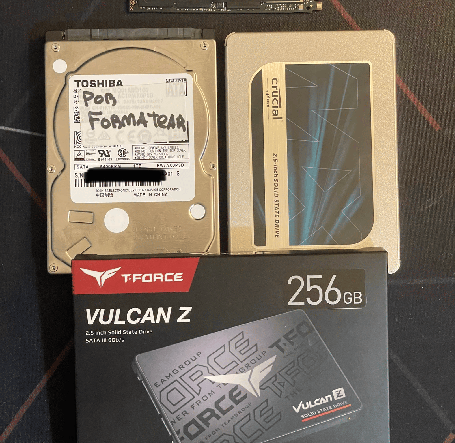 Small Lot of SSD/HDD