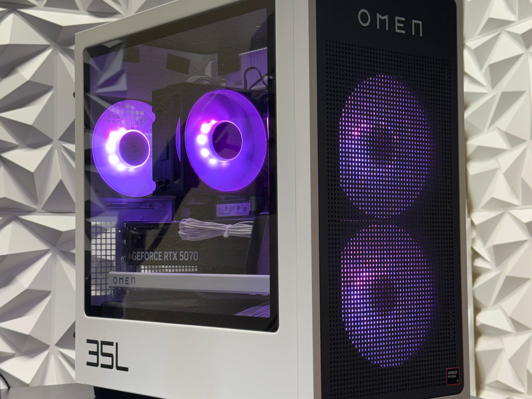 Rtx 5070 Pc / Ryzen 7 8700F / 16GB DDR5 Ram / 1TB m.2 Nvme ssd / gaming pc / desktop computer