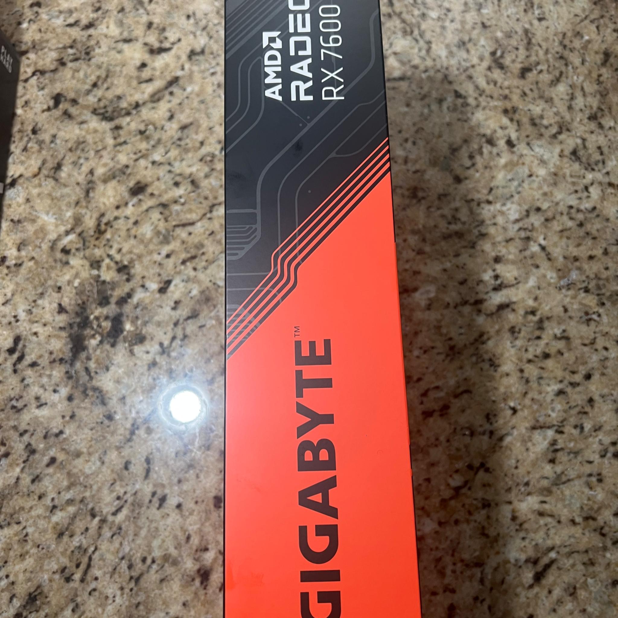 RX 7600 Gigabyte Radeon