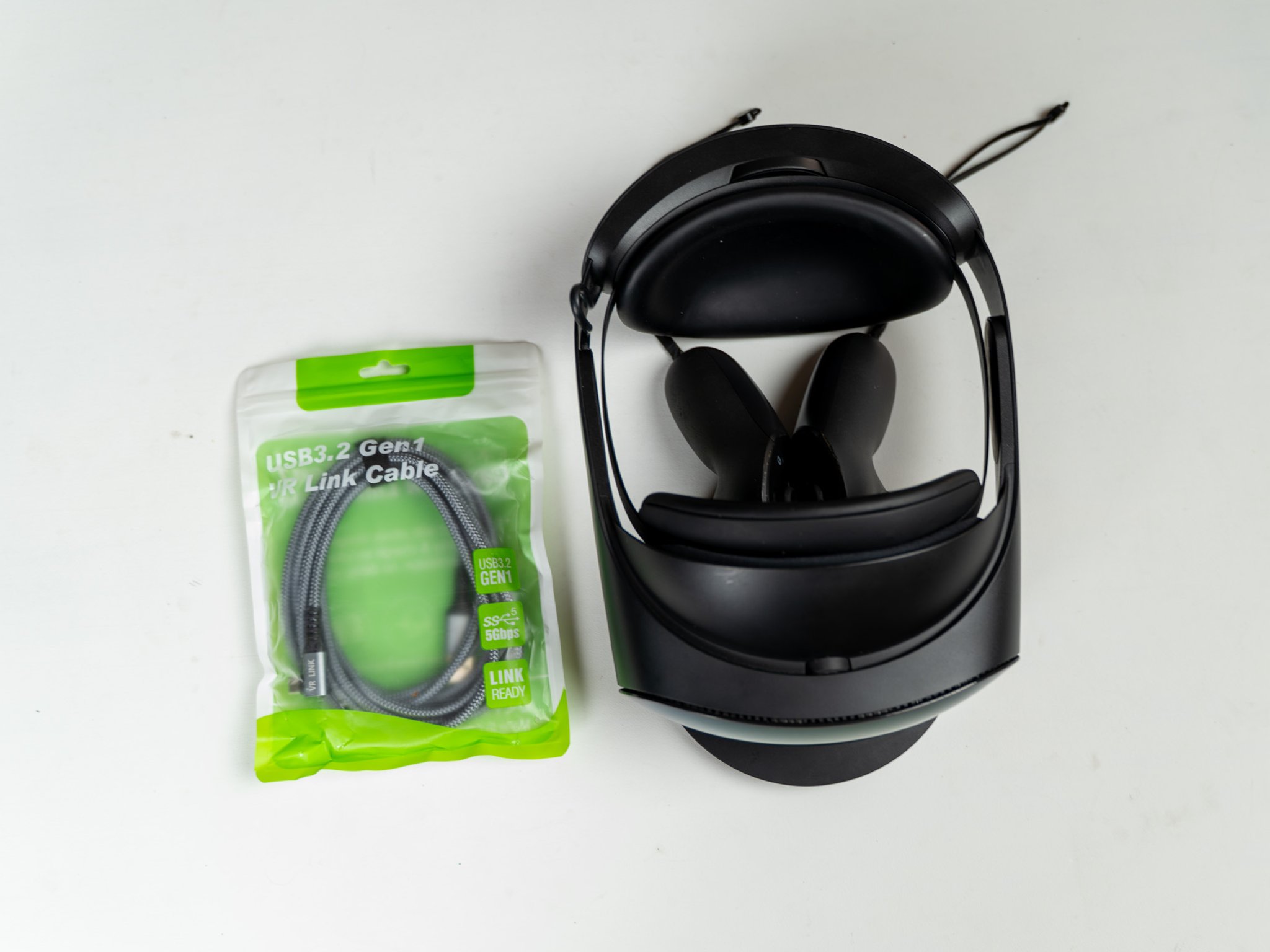 Meta Quest Pro VR Headset & Controllers 256GB Tested Working Great Condition