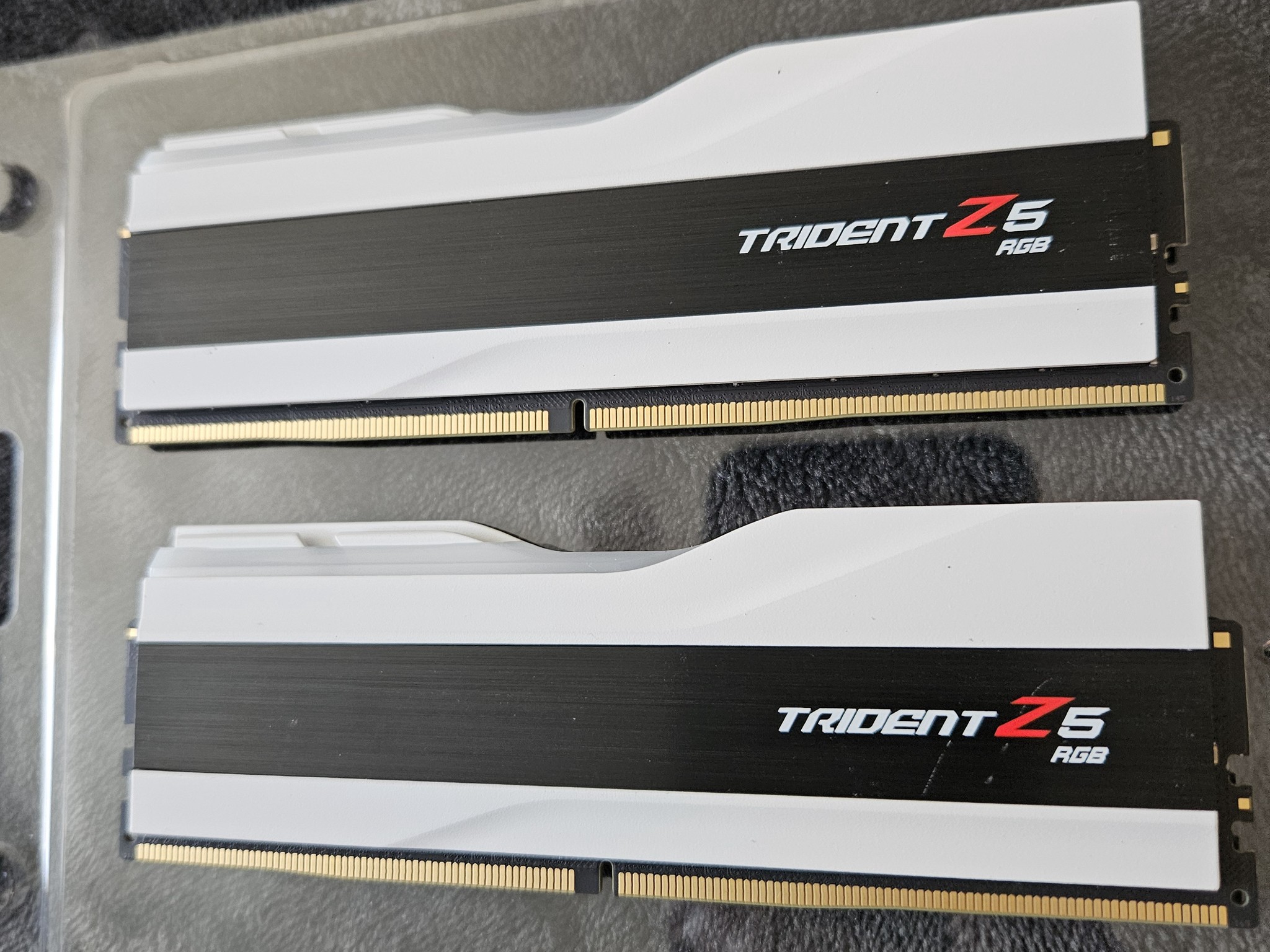 G.SKILL Trident Z5 RGB 64GB (2 x 32GB) 288-Pin PC RAM DDR5 6400 Model F5-6400J3239G32GX2-TZ5RW