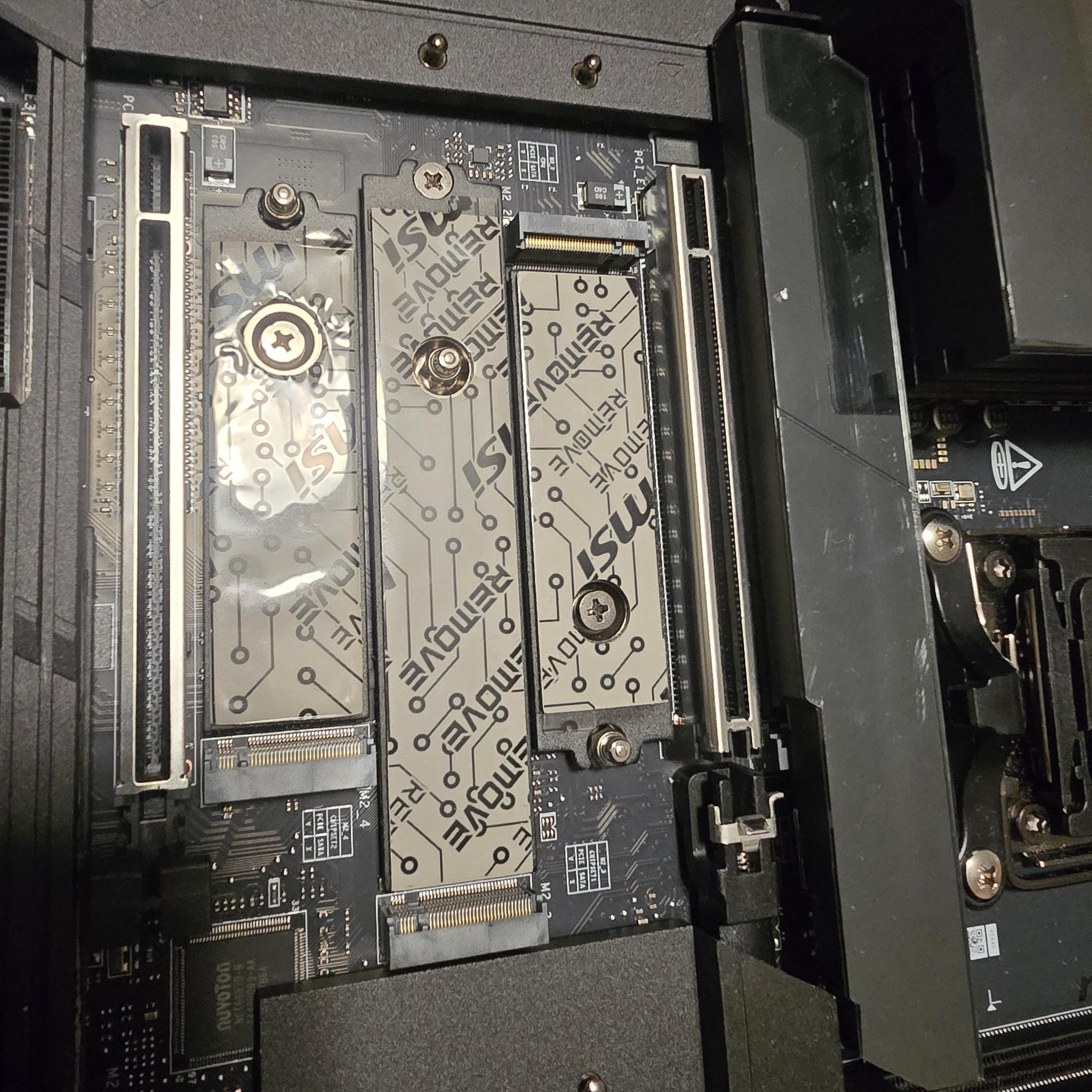 MSI GODLIKE X870E