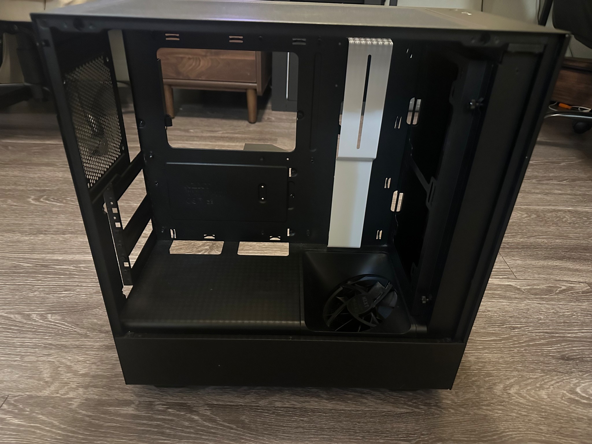 NZXT H5 Flow ATX mid tower PC case