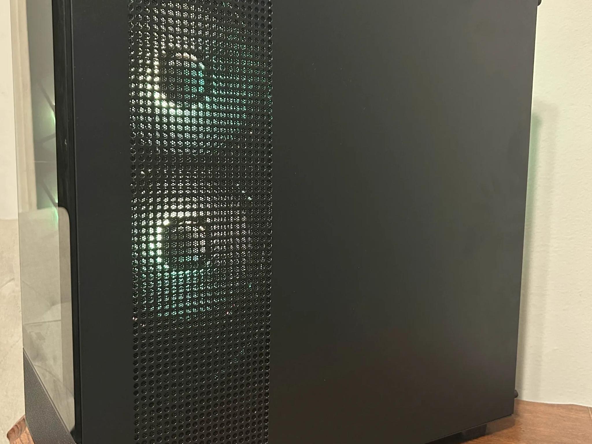 Gaming PC - RX 6700 XT - Ryzen 7 5800X - 32gb 3600MHz + AIO!