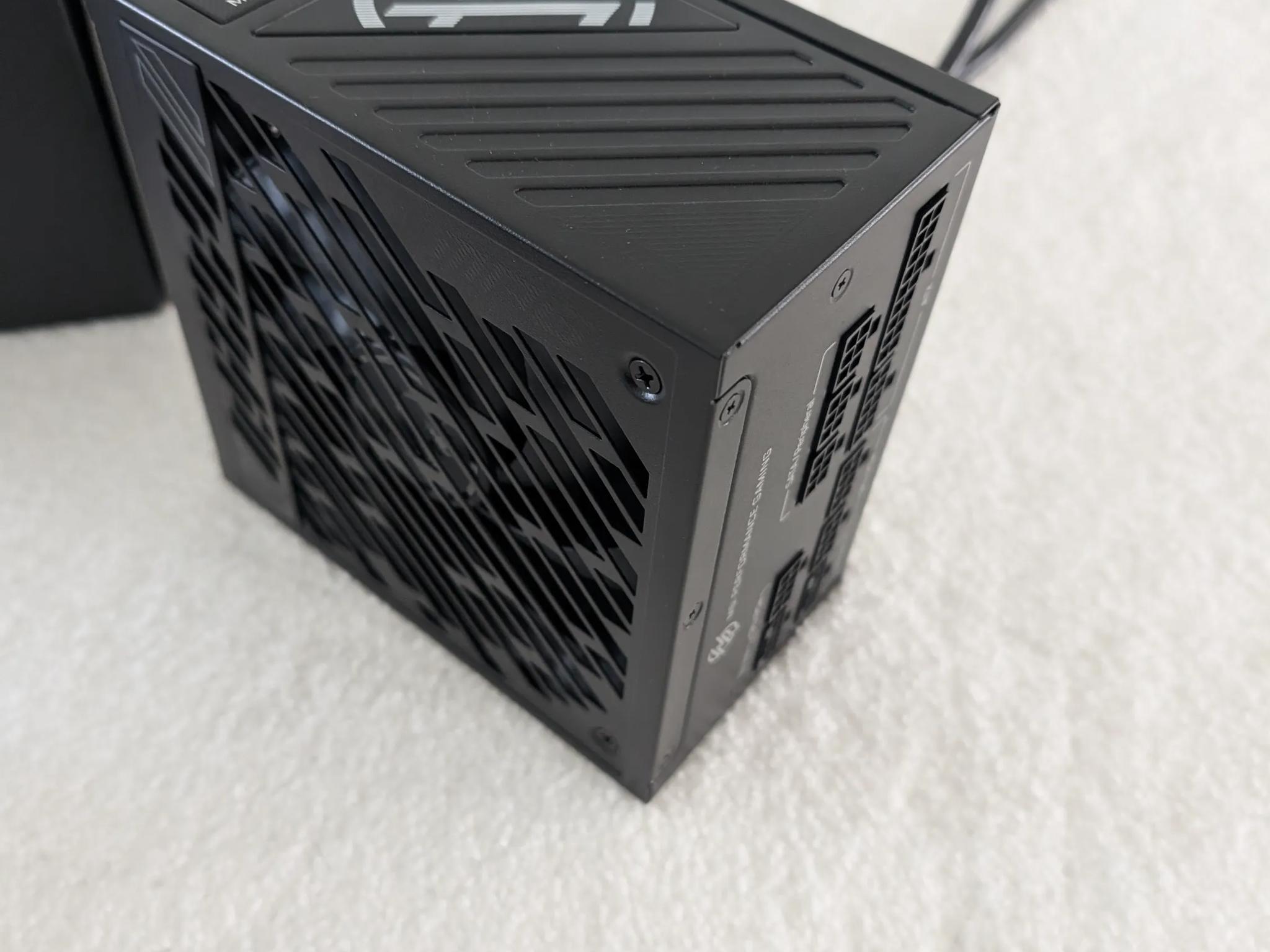 MPG A1000GS PCIE5 1000W Power Supply