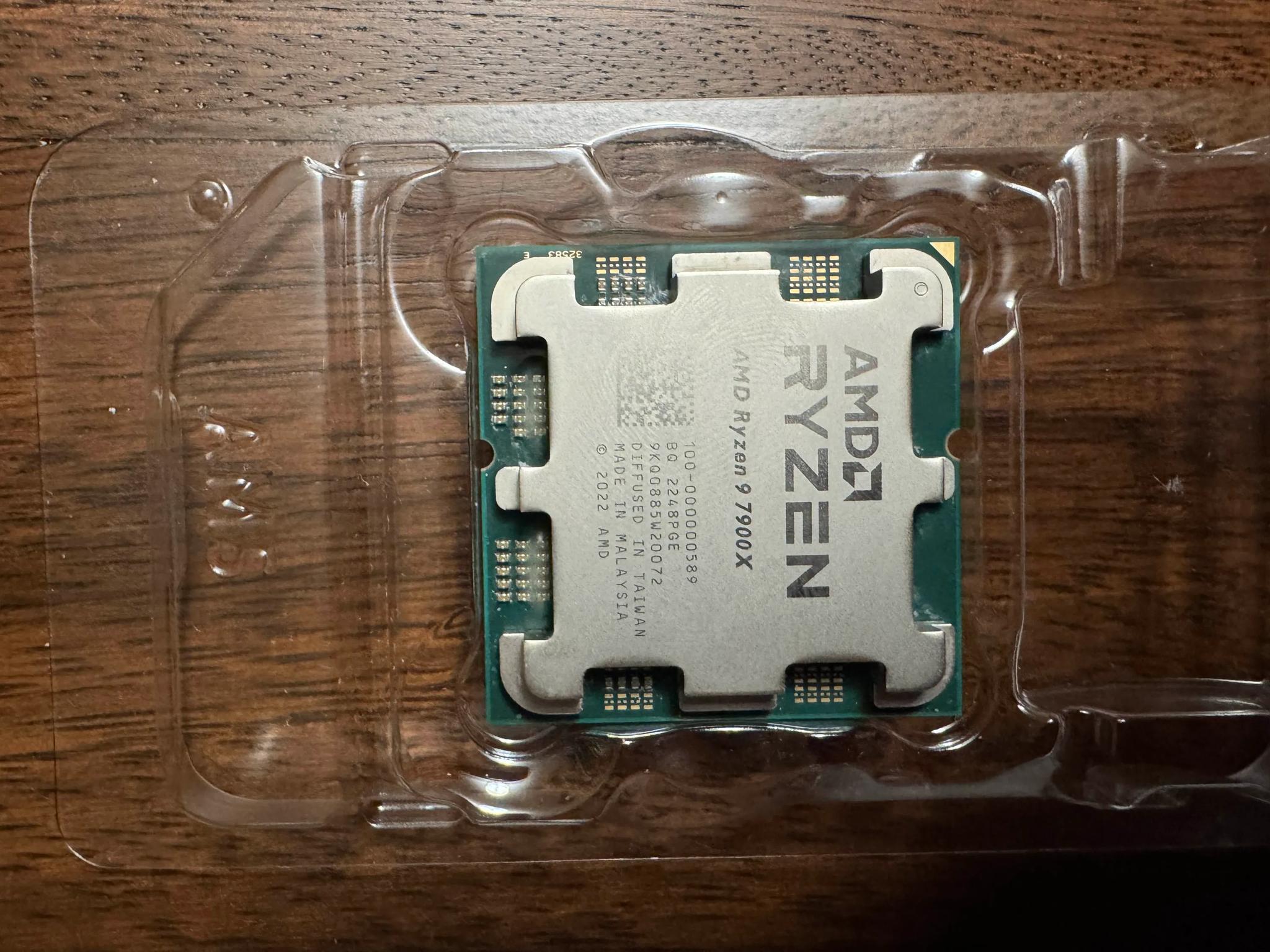AMD Ryzen 9 7900X 4.7 GHz 12-Core Processor